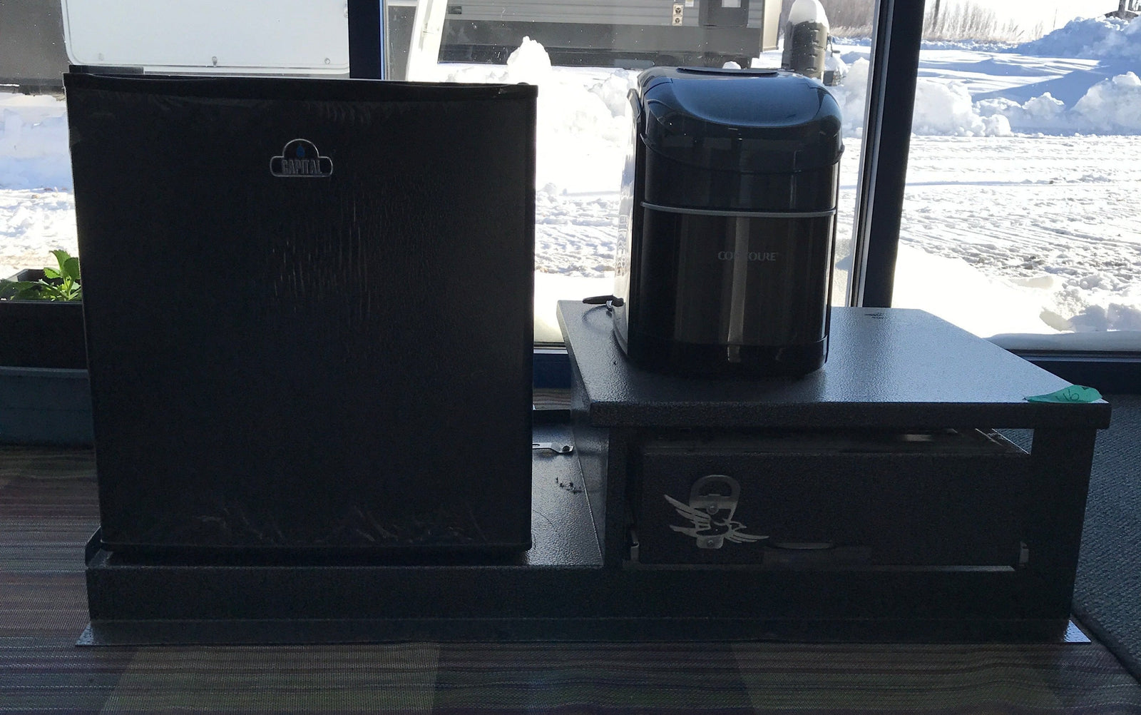 Used Capital Exterior/Outdoor Grill Kitchen Set