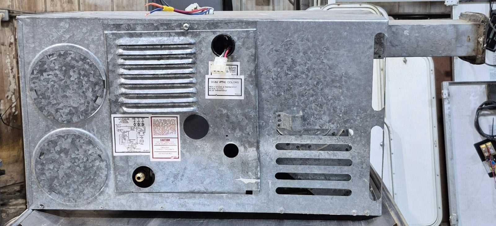31,000 BTU USED 8232 Atwood / Hydro Flame Propane Furnace - Young Farts RV Parts