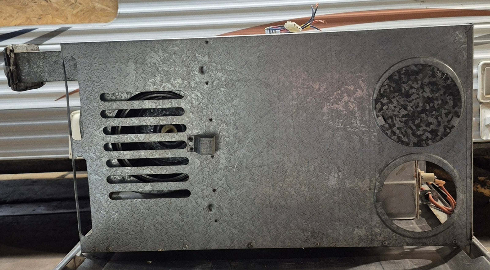 31,000 BTU USED 8232 Atwood / Hydro Flame Propane Furnace - Young Farts RV Parts