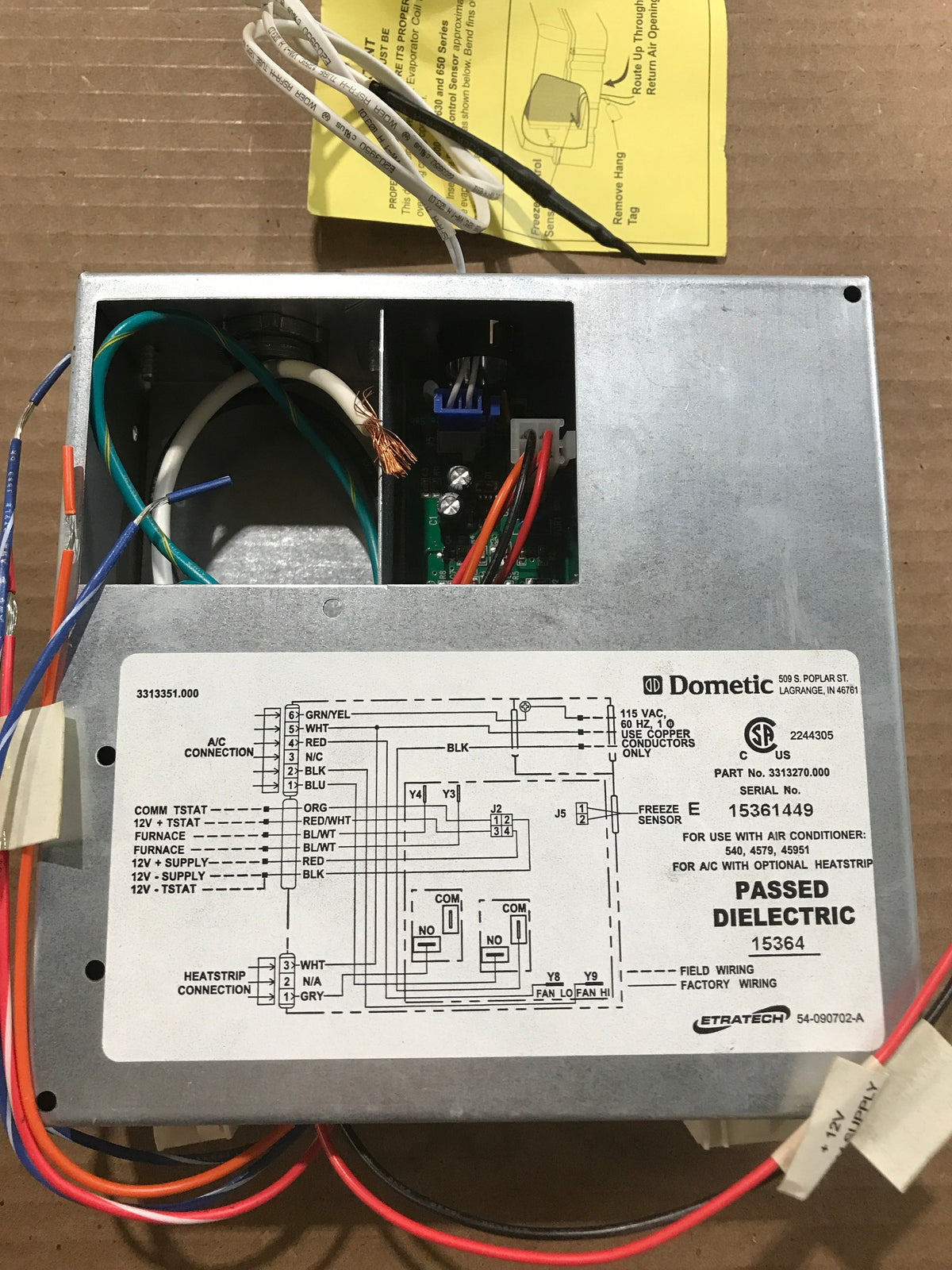 Used Dometic Wall Thermostat w/ Control Board, Single Zone, White - 3316232.700