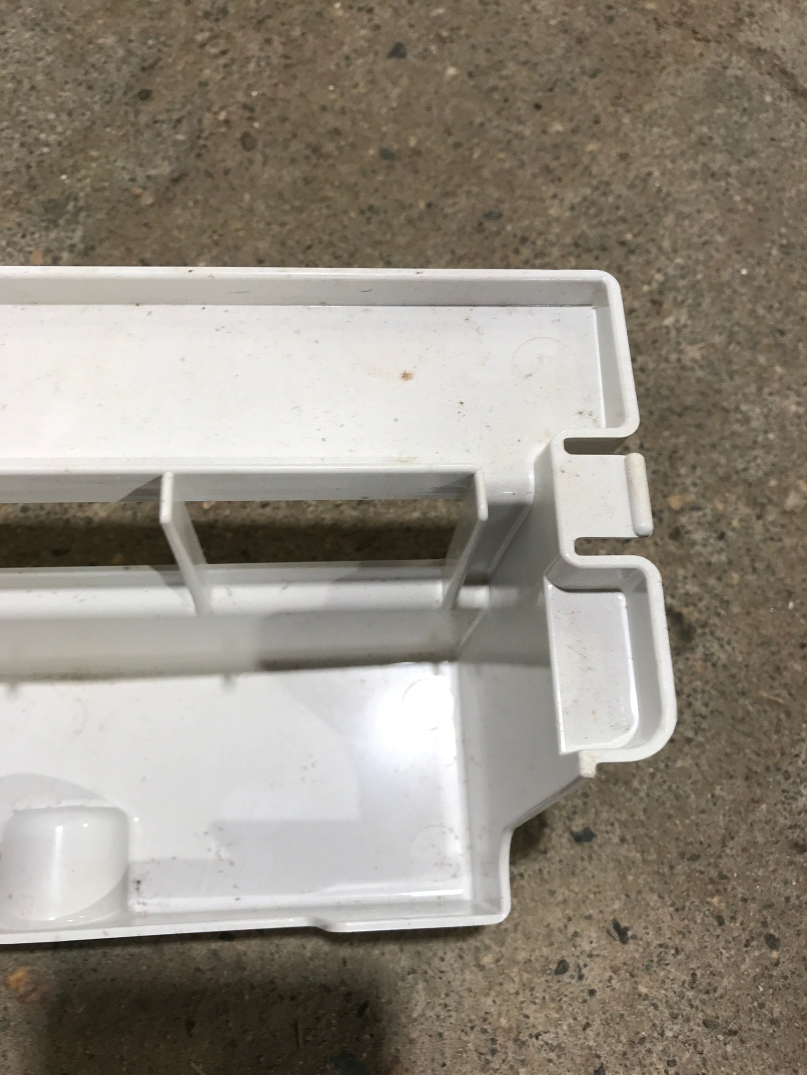 Used Dometic Drip Tray 2931869016