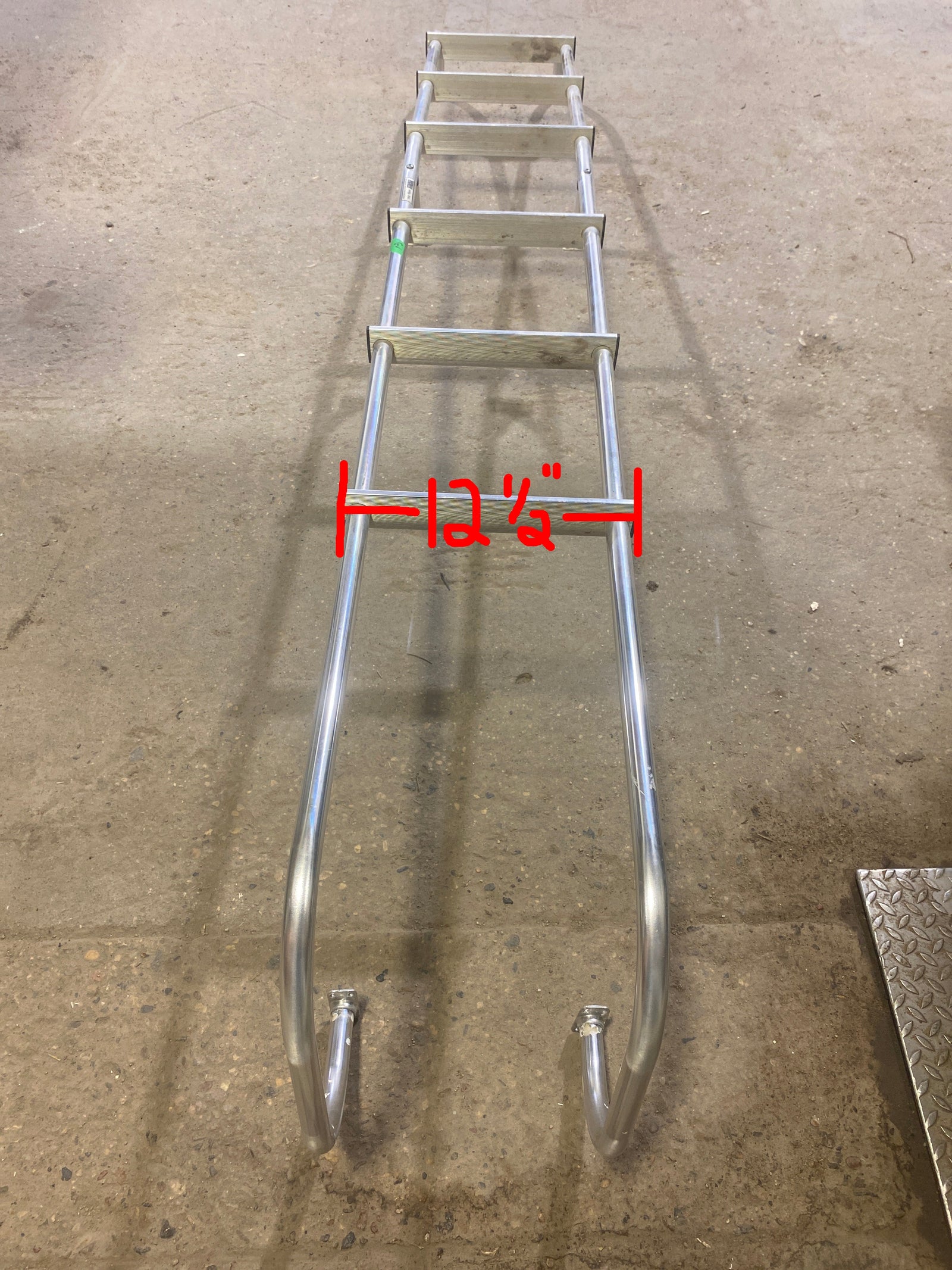 Used RV Exterior Ladder - Aluminum - 88