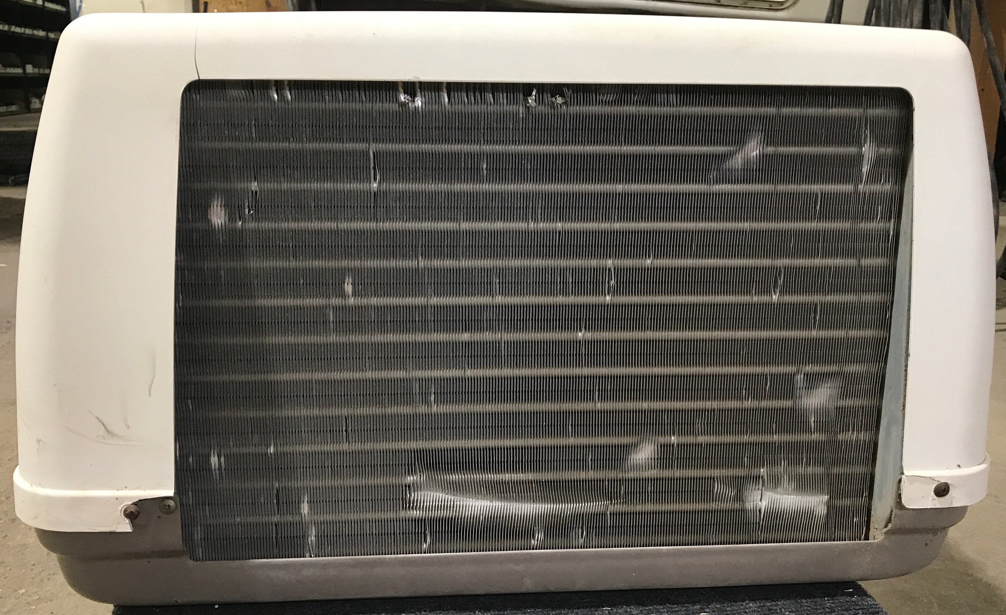 Used Carrier Air Conditioner, Head Unit, 13500BTU, Cool Only - 68RV14102A