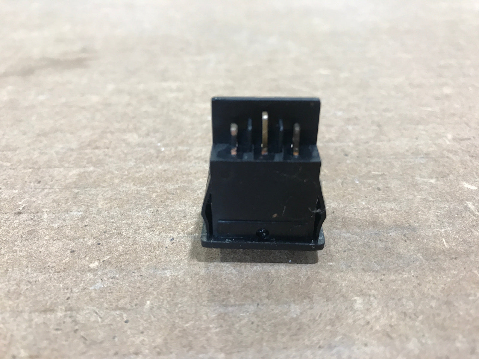 Used Norcold Interior Rocker Switch, 3 Position - 61525922