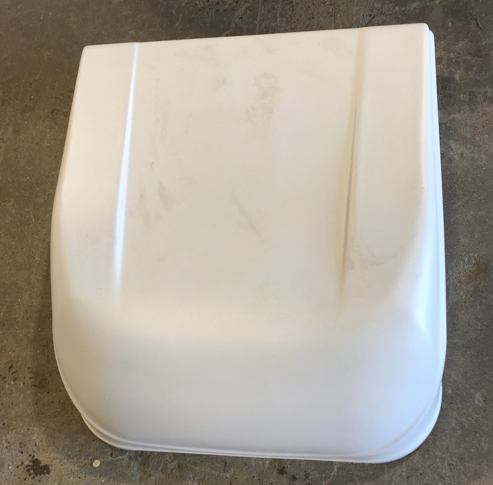 Used Dometic - 3315332.000 Brisk II Replacement Shroud White