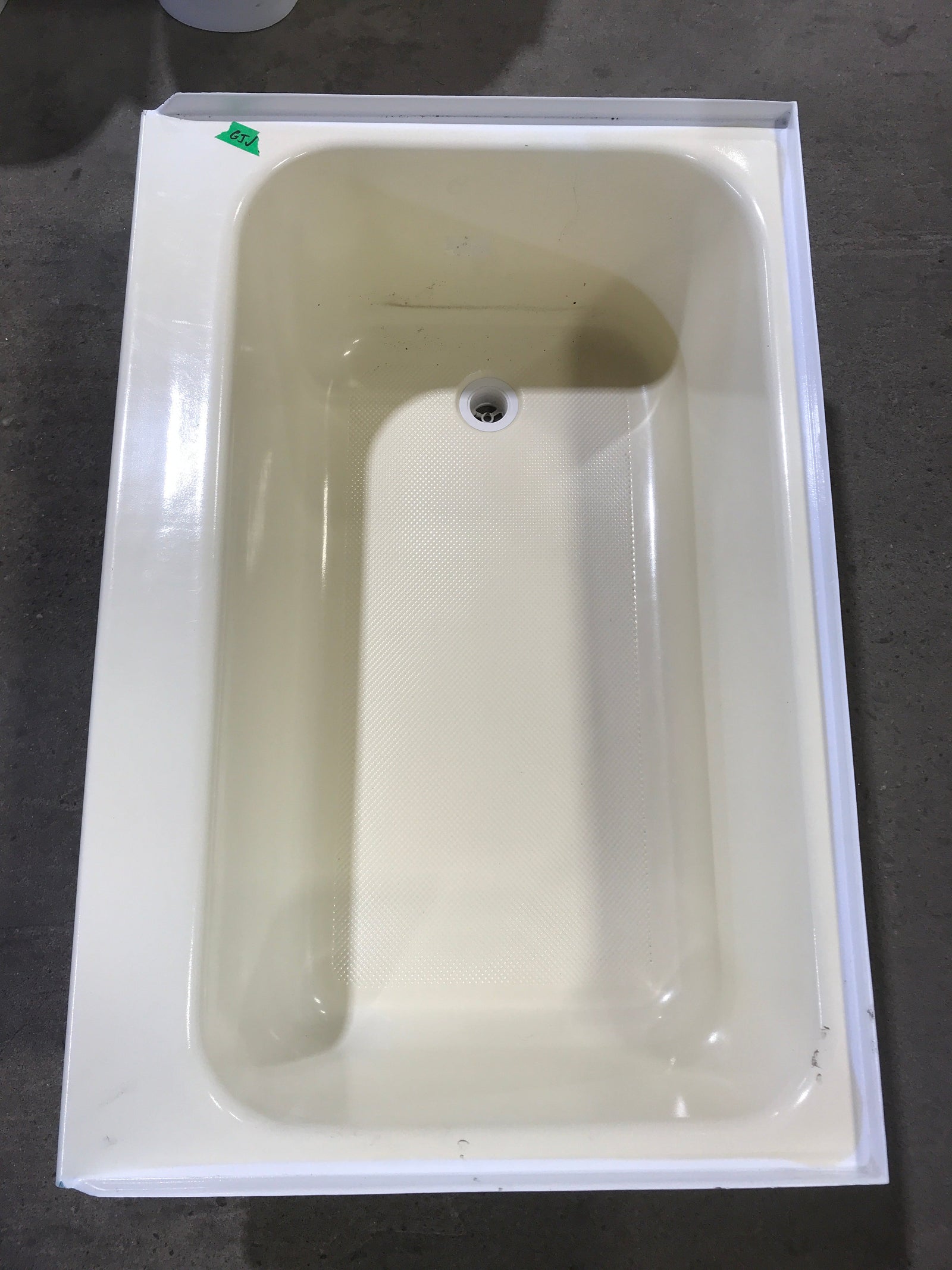 Used RV Bath Tub, Left Hand Drain - 36” L x 24
