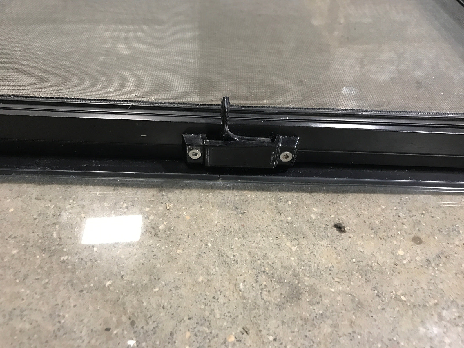 Used Black Radius Opening Window : 60