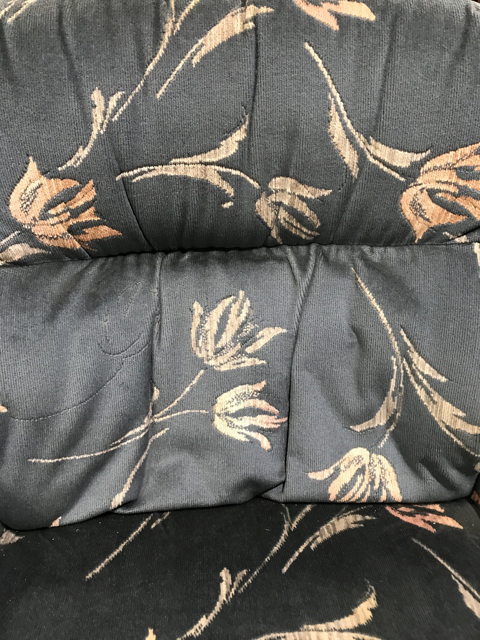 Used RV Chair - Blue with design