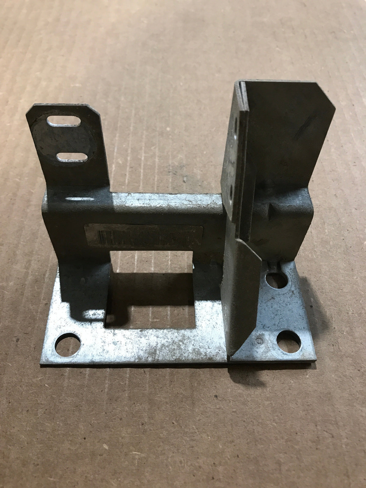 Used Dometic Gas Valve Bracket - 2931915017