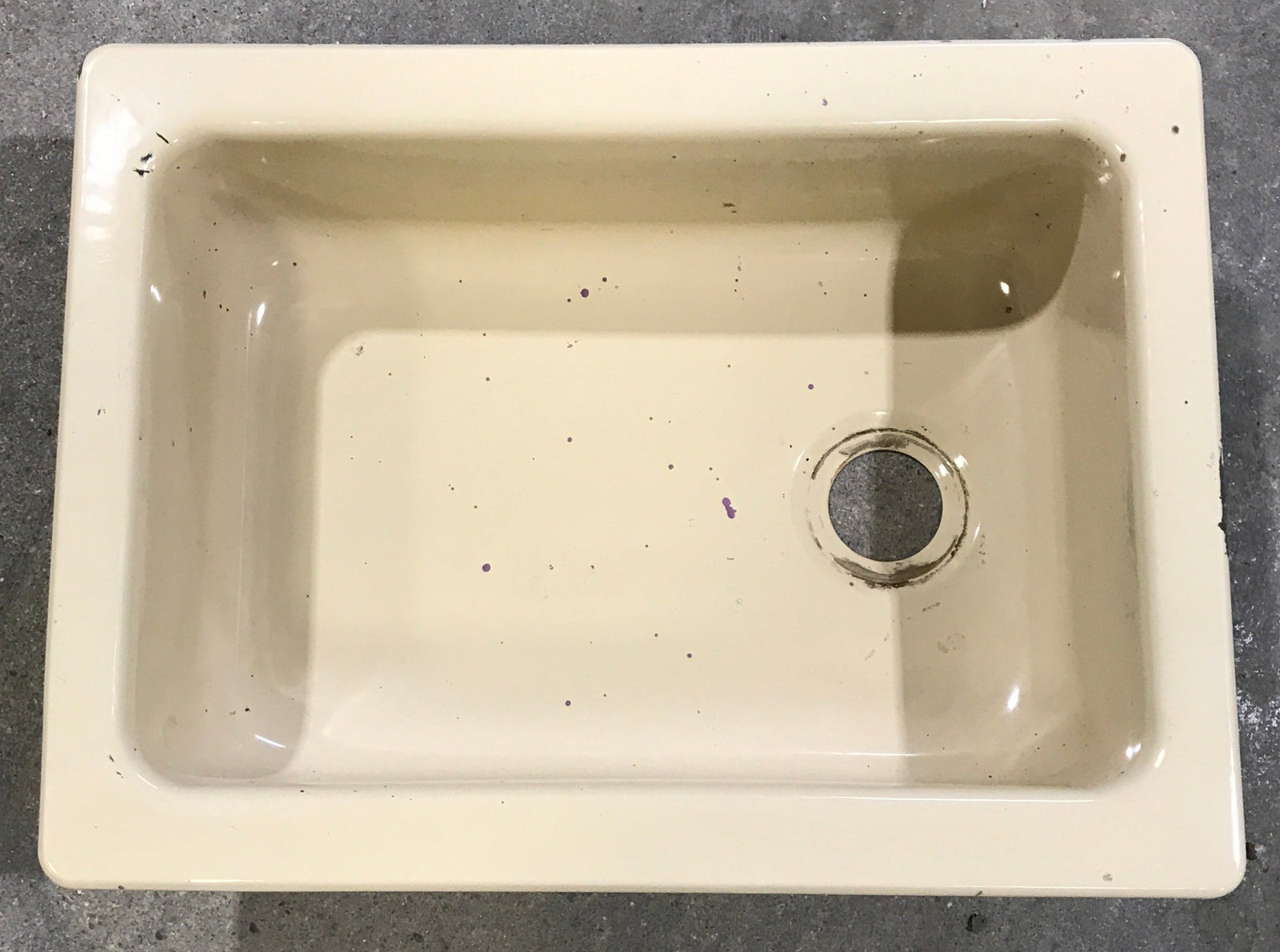 Used Single Kitchen Sink 17 1/2