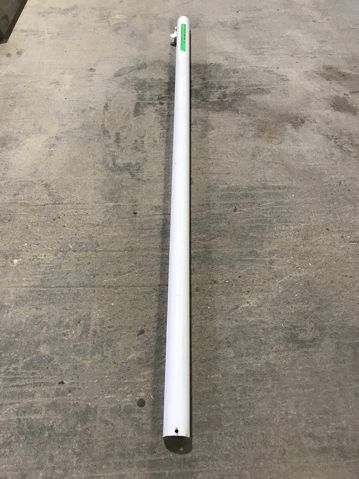 Used Dometic Sunchaser II Tall Main Arm Assembly, Polar White - 3310792043 / 3310792.118B