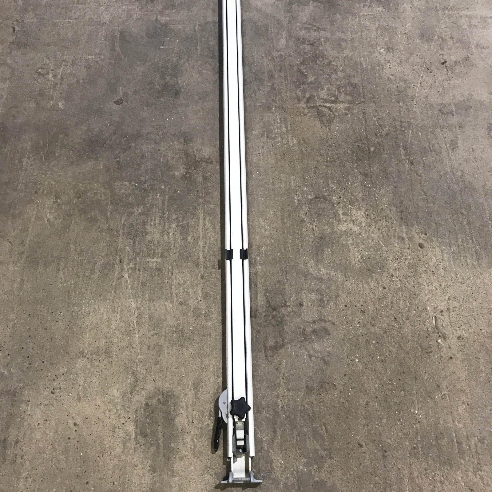 Used Dometic / A&E 8500 Awning Single Manual Arm