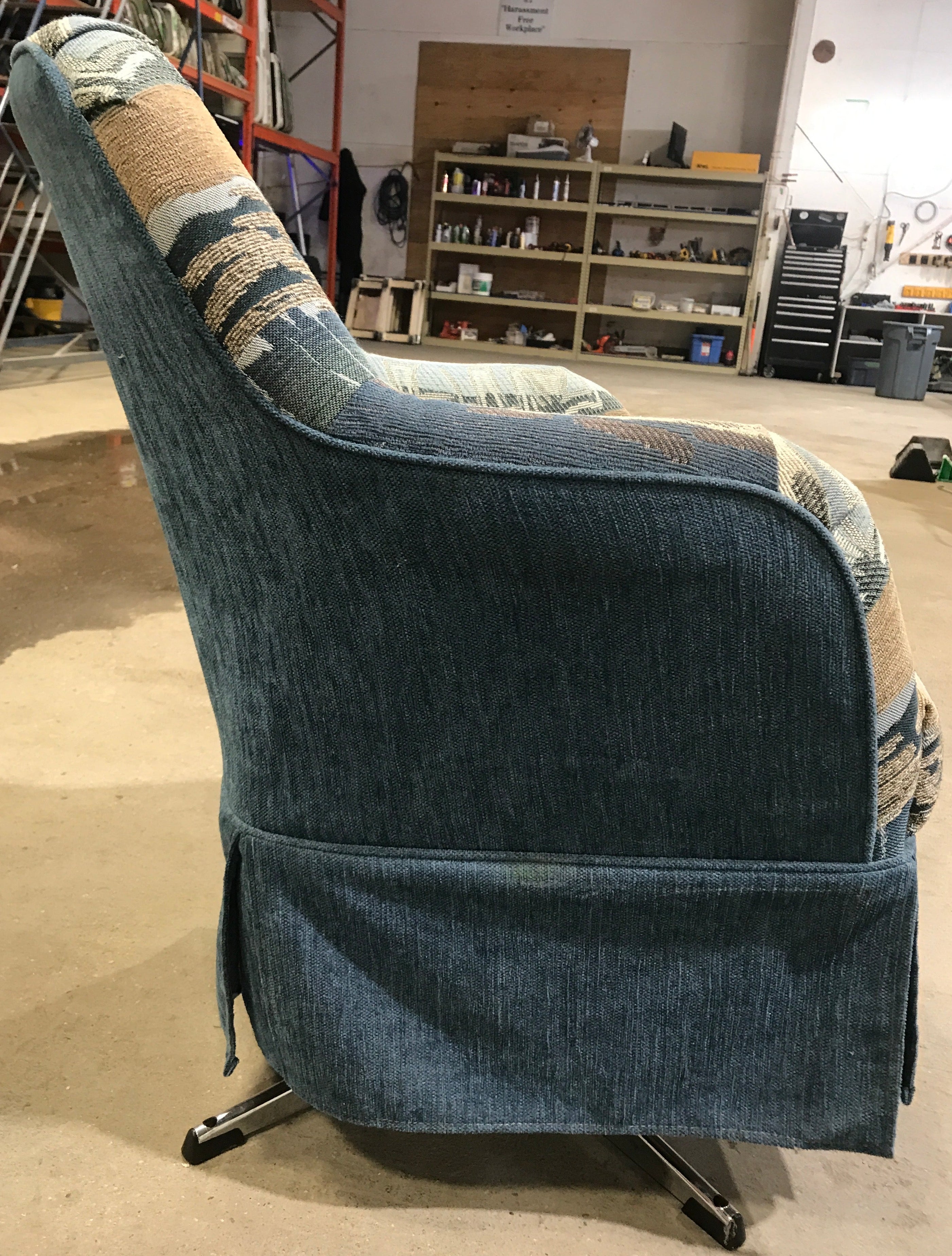 Used RV Chair - 33" H x 20" W x 19" D