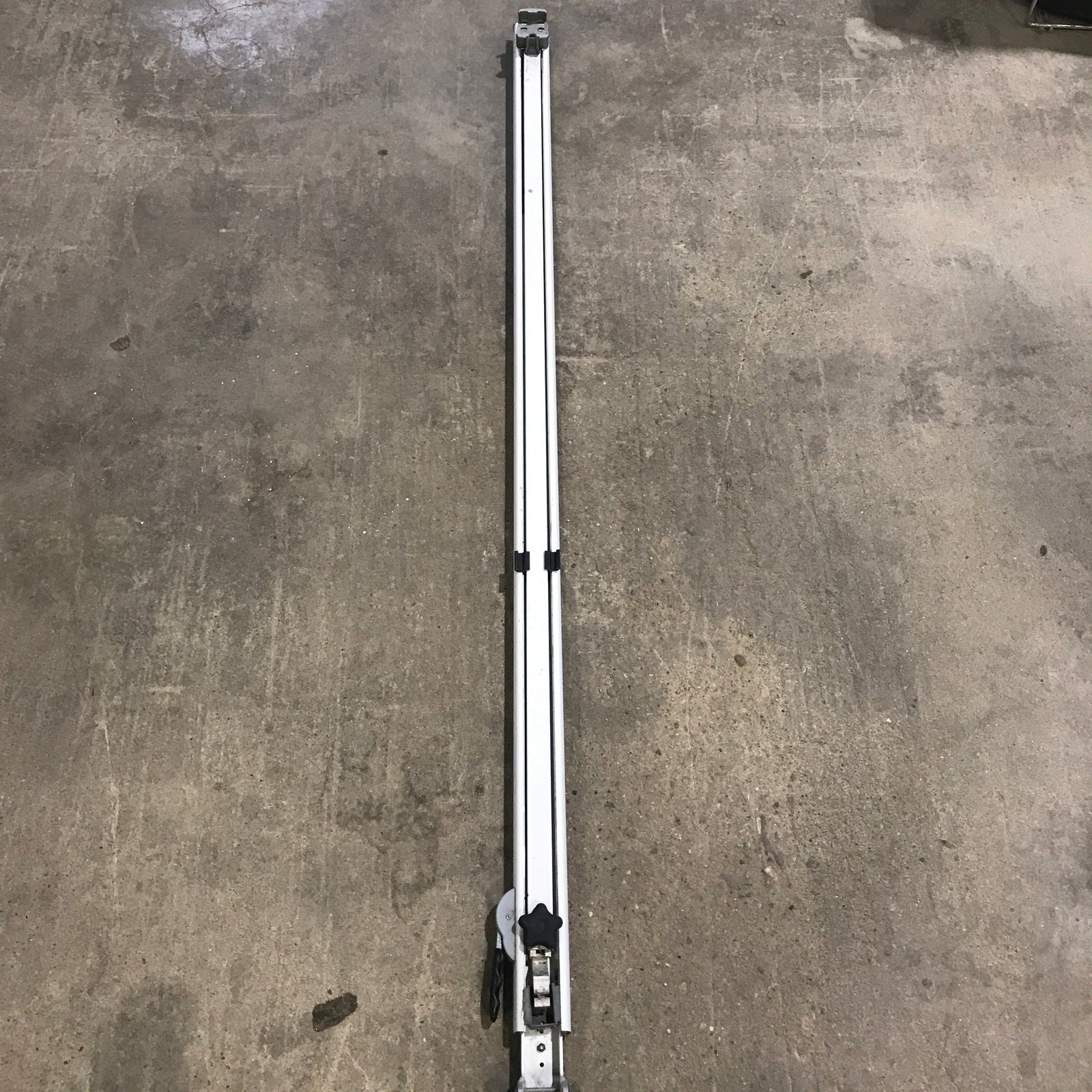 Used Dometic / A&E 8500 Awning Single Manual Arm