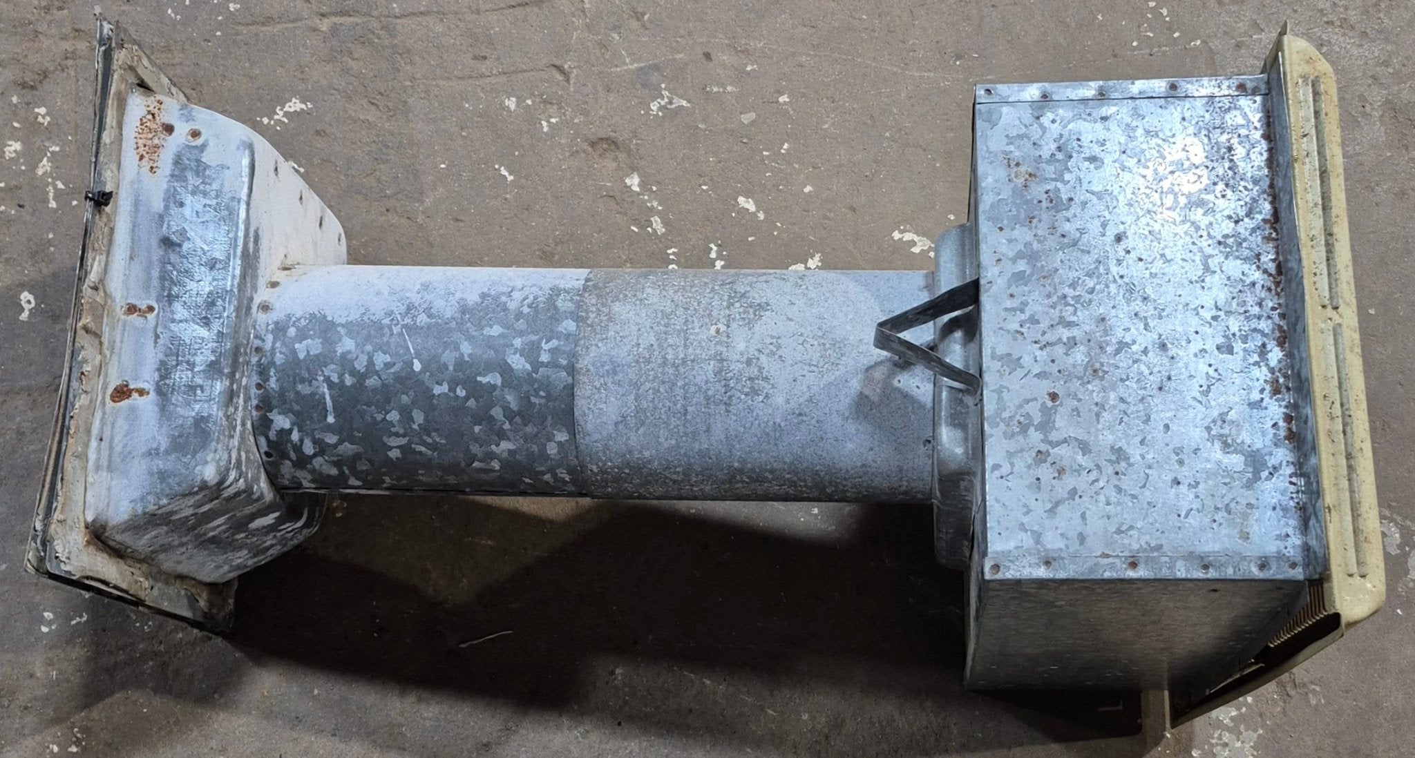 7000 BTU USED BRC - 10A HYDRO FLAME RV Propane Furnace - Young Farts RV Parts