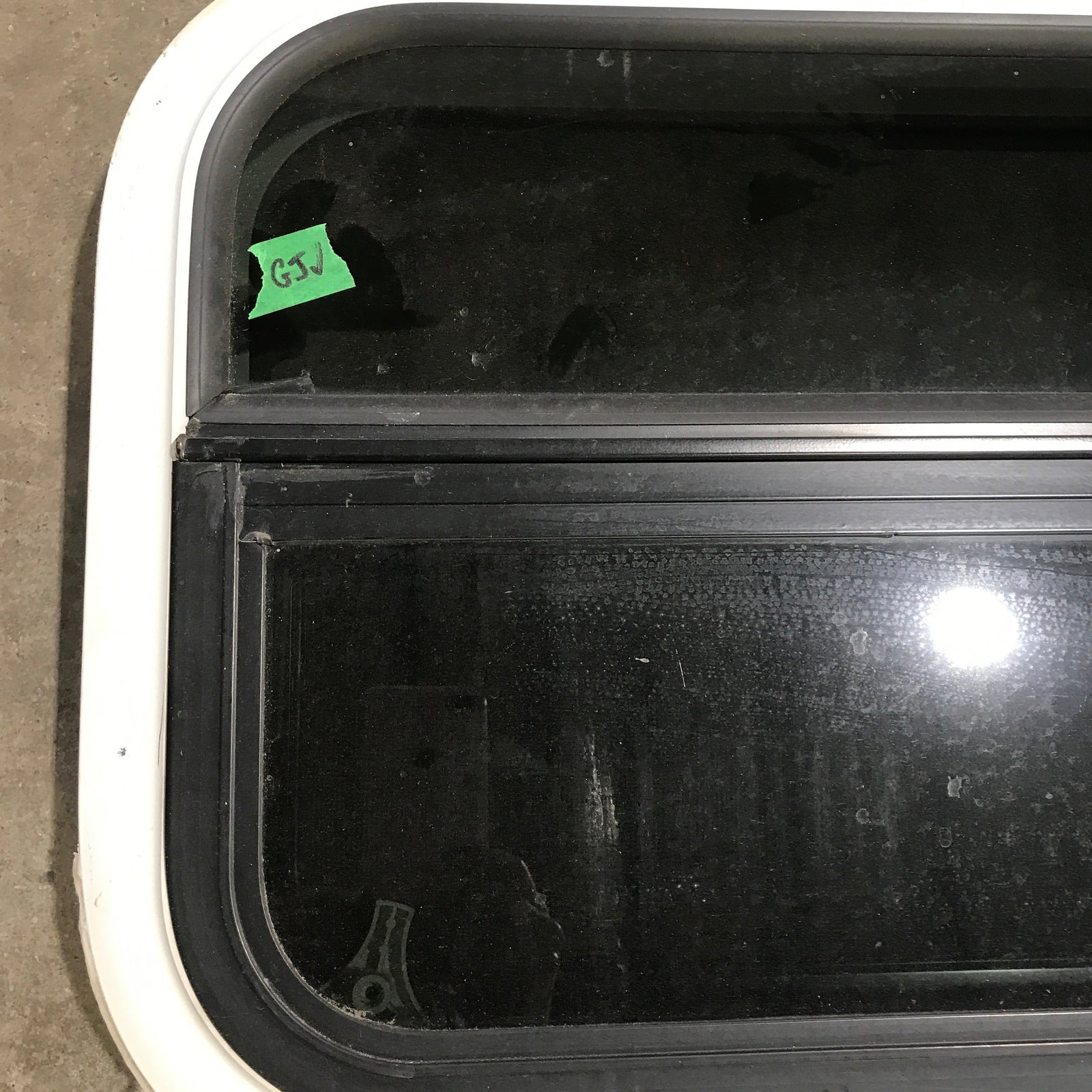 Used White Radius Opening Window : 23.5