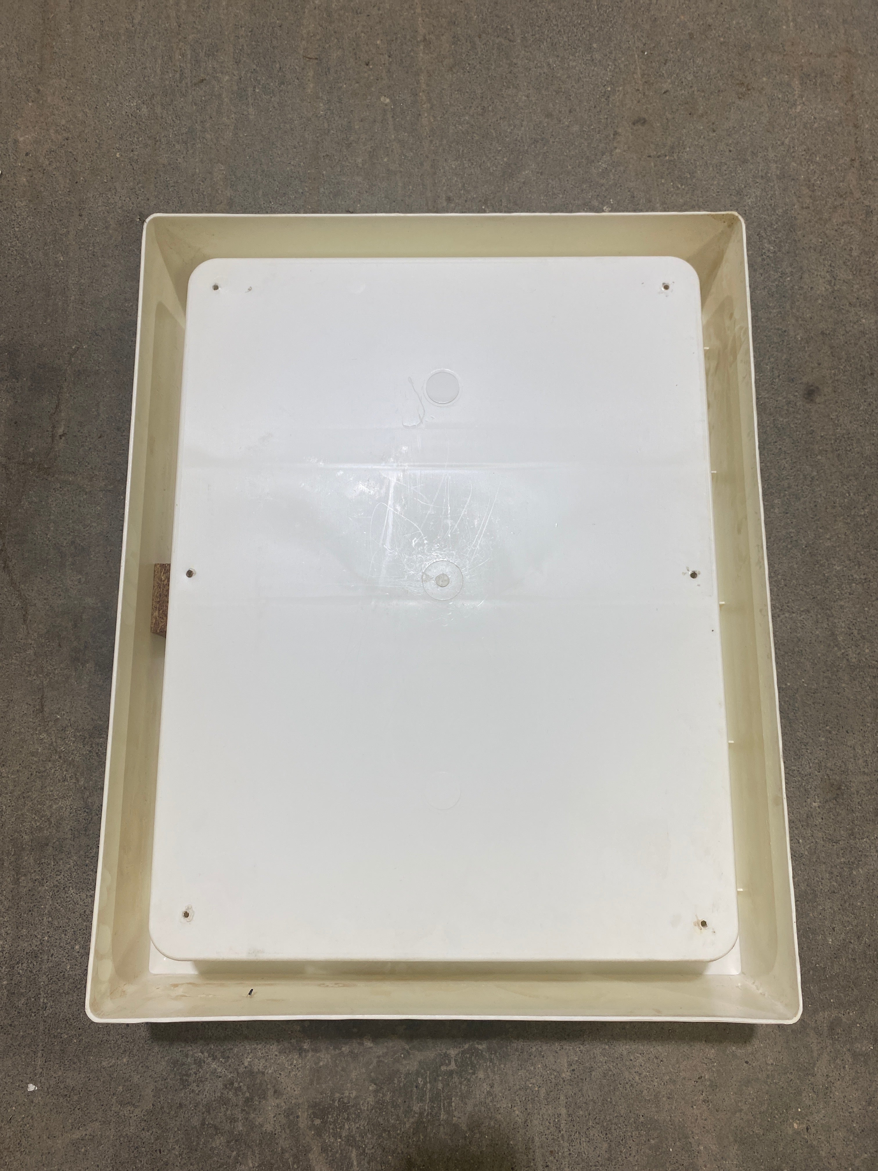 Used Mirrored Medicine Cabinet