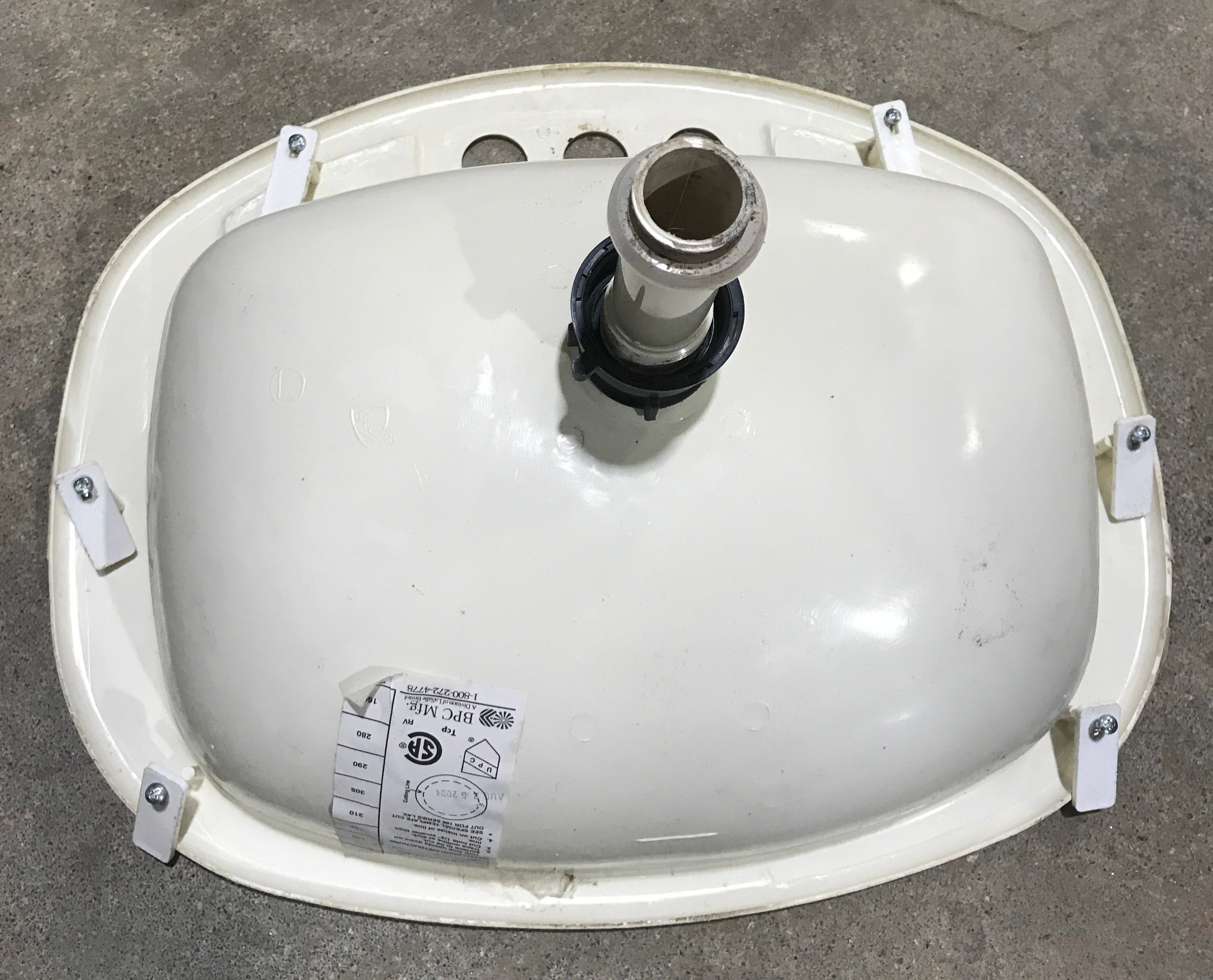 Used Off White Bathroom Sink 20" x 16" x 6 1/2"D - Young Farts RV Parts