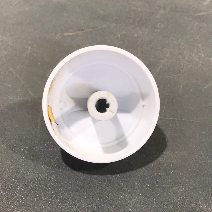Used SUBURBAN Oven Knob 140256 - Young Farts RV Parts