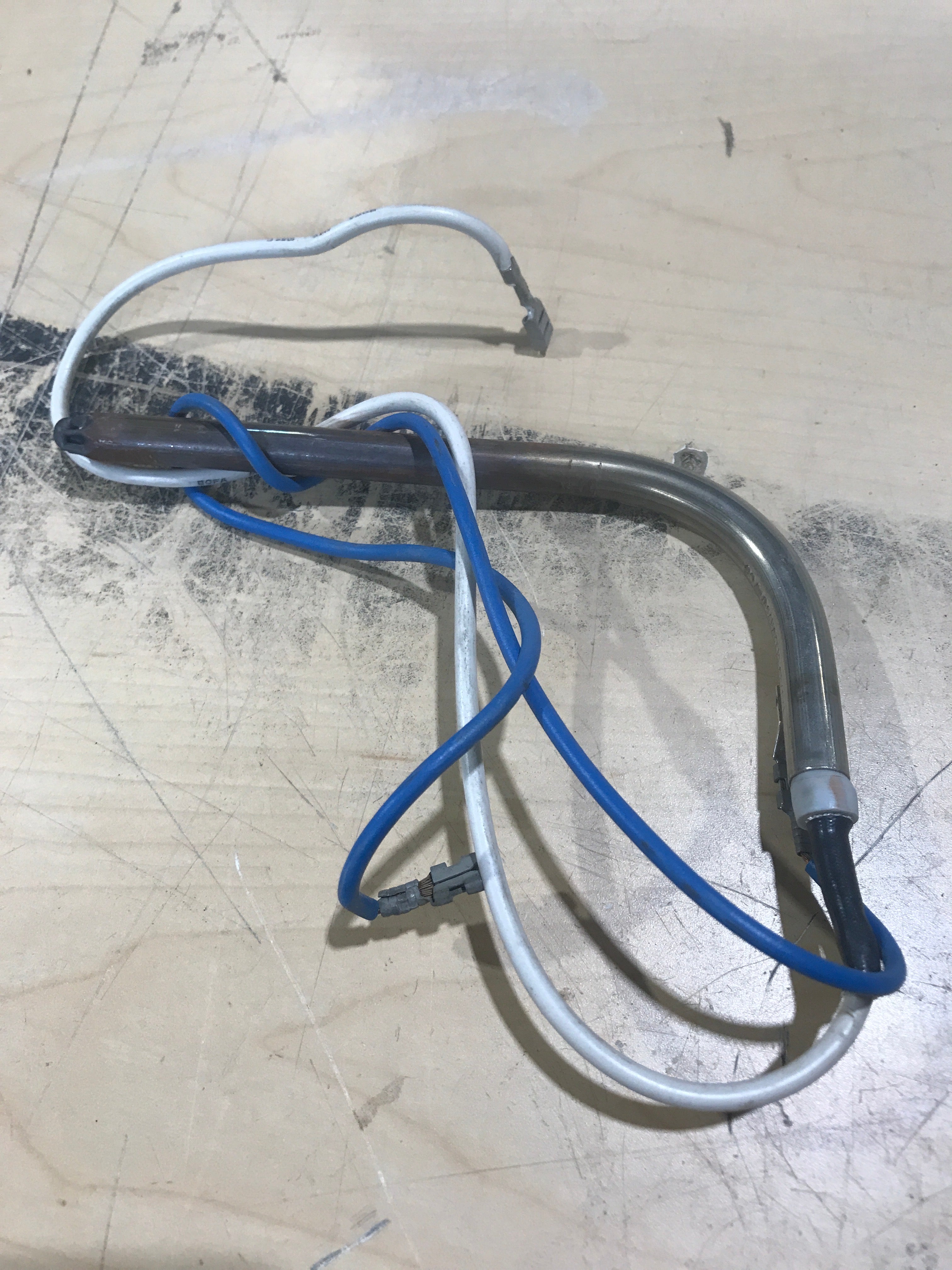 Used Dometic Heating Element, 12Volt, 175 Watt - 173739012