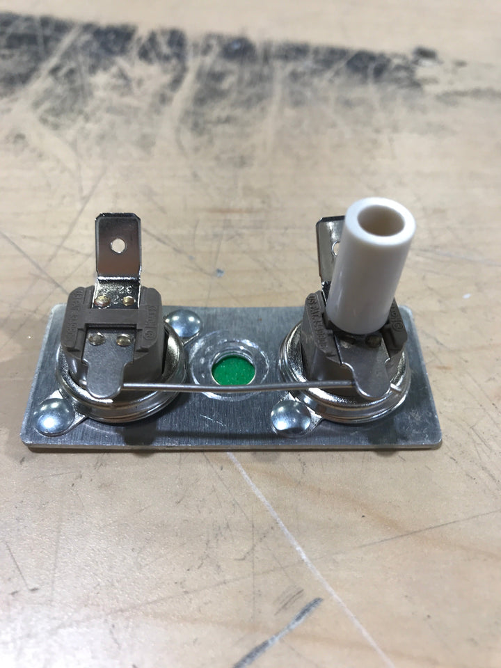 Used Suburban Water Heater Thermostat Switch - 232282