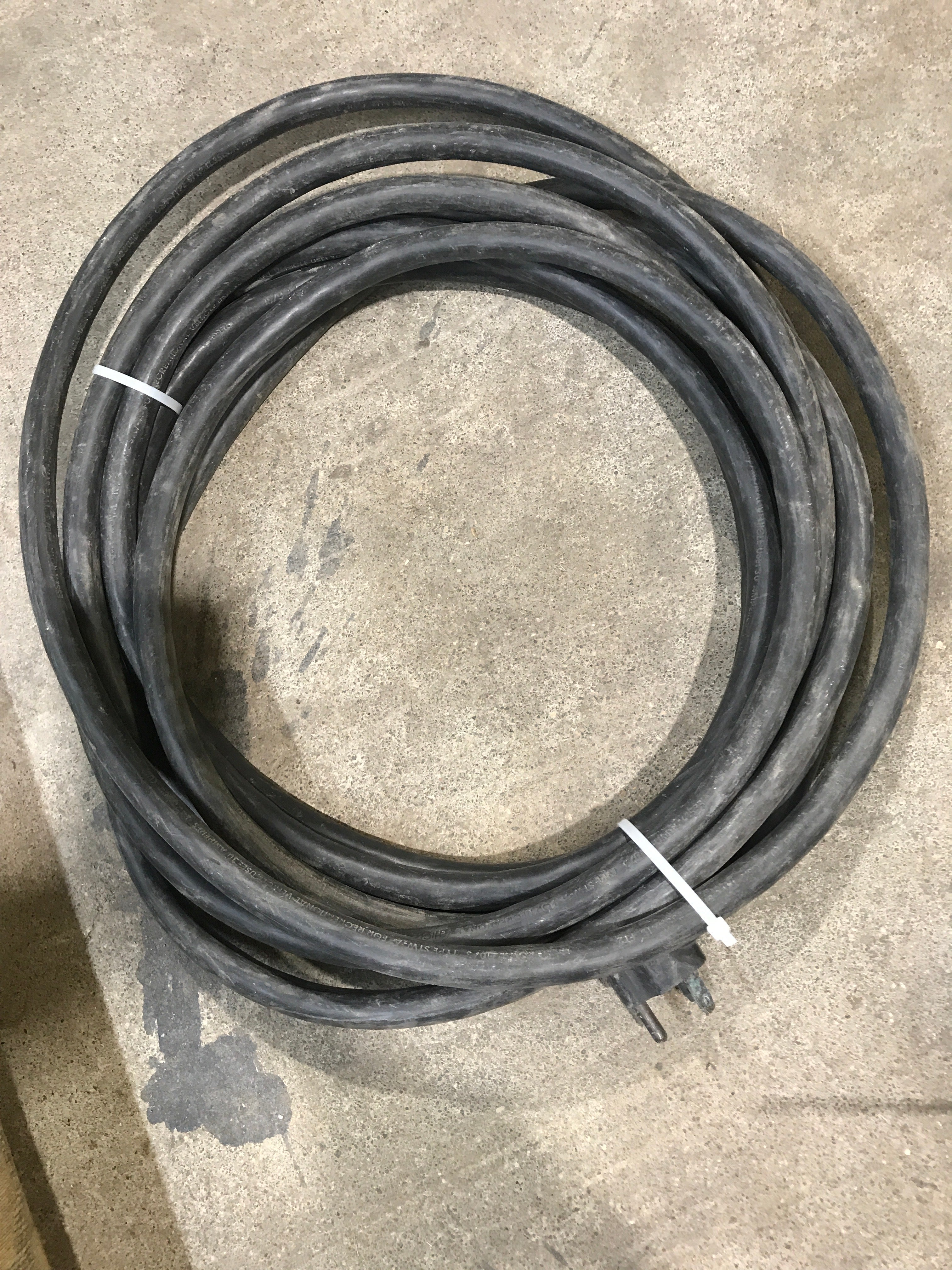Used RV 27'6" Electrical Cord With Only Male End 30 AMP
