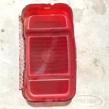 Load image into Gallery viewer, Used Round Lens Tail Light DOT AILST 91 - Young Farts RV Parts