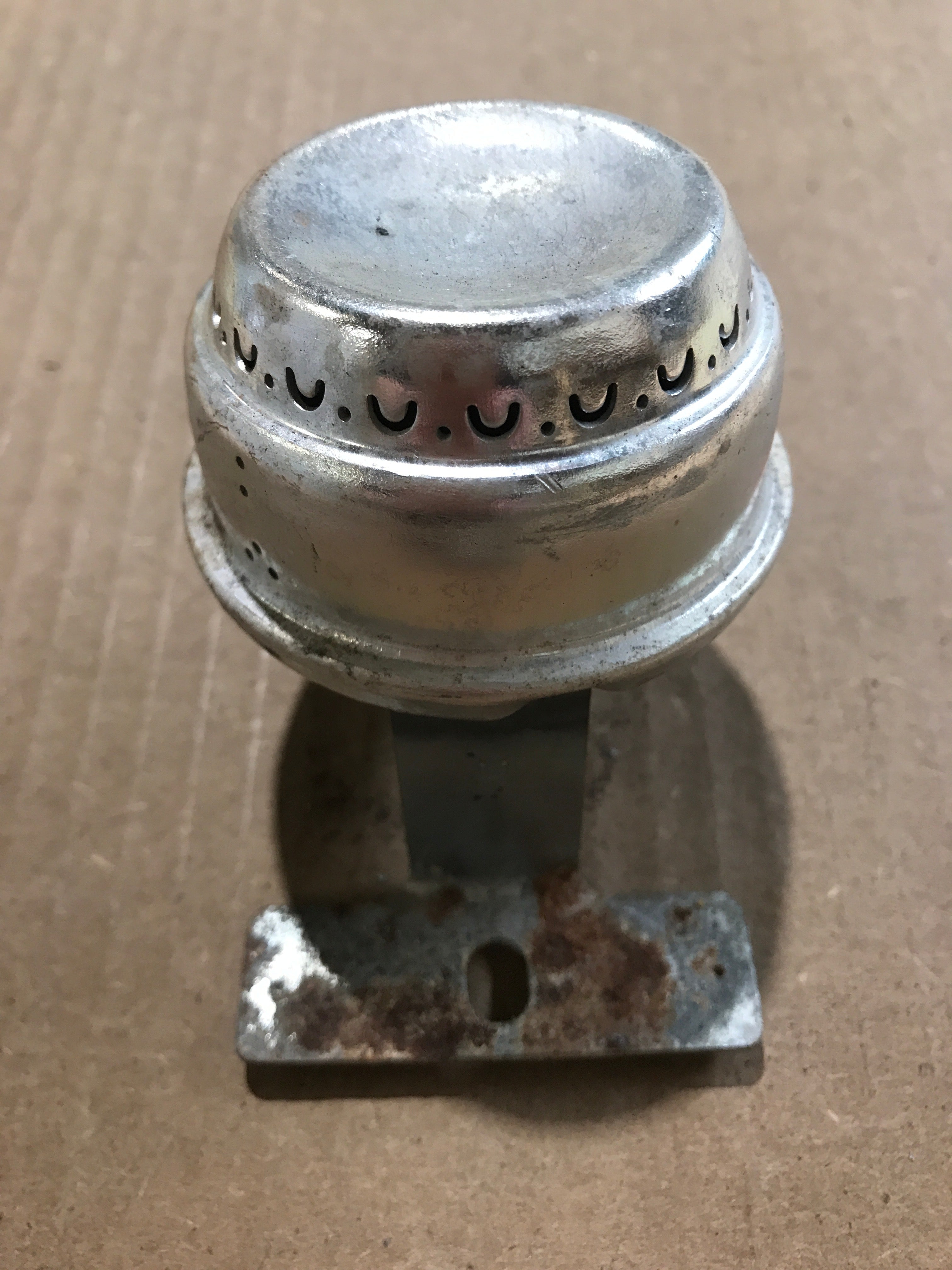 Used Magic Chef Burner Assembly, Right, Front - 7505P15160