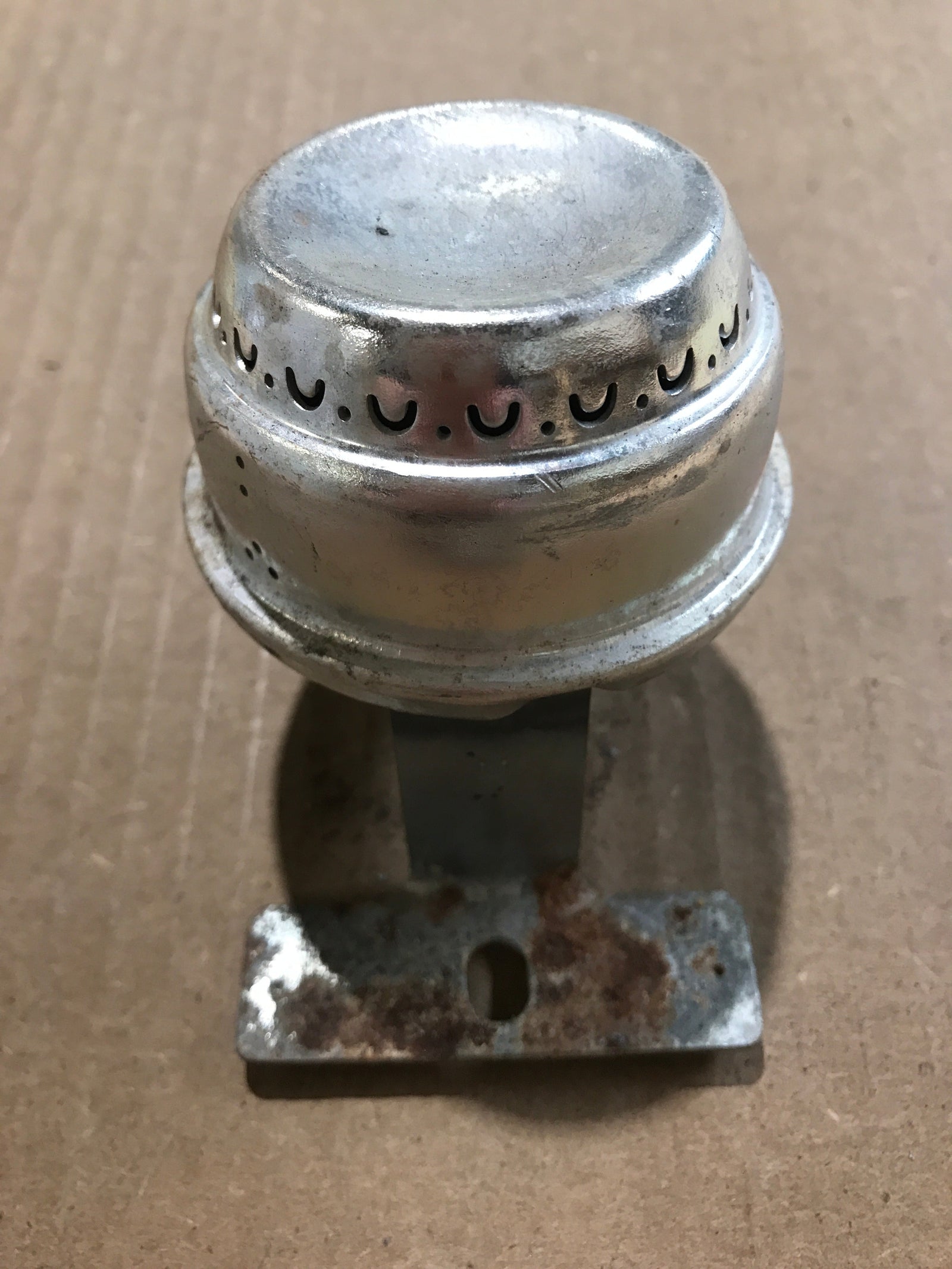 Used Magic Chef Burner Assembly, Right, Front - 7505P15160