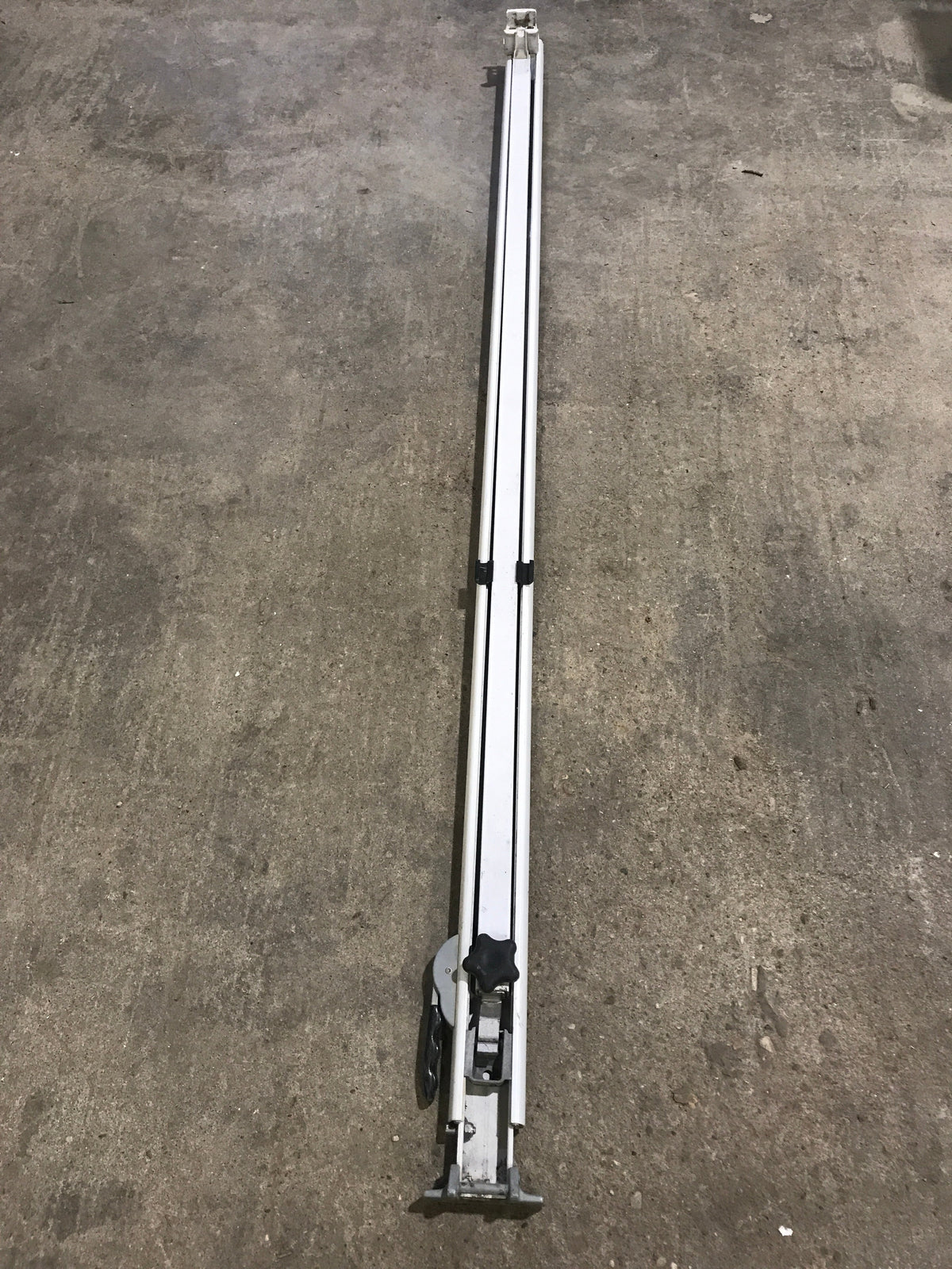 Used Dometic / A&E 8500 Awning Single Manual Arm