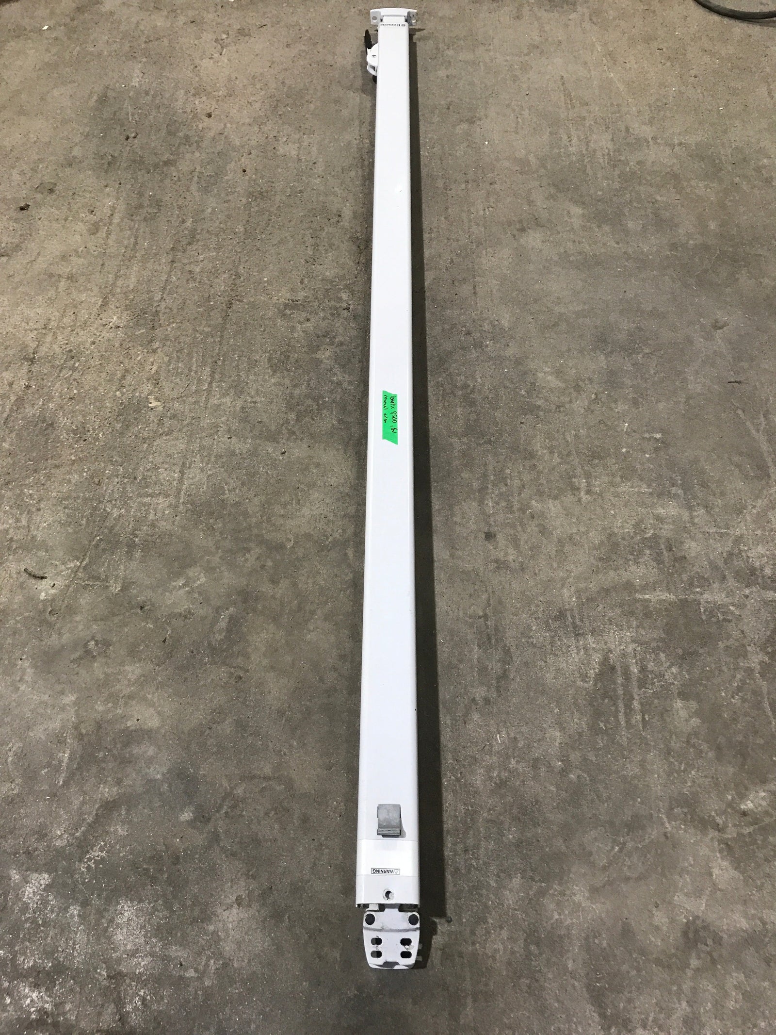 Used Dometic / A&E 8500 Awning Single Manual Arm