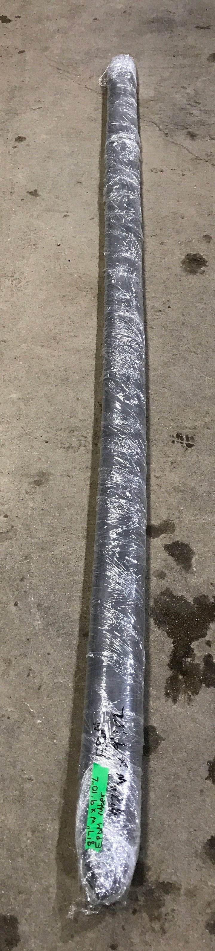 Used EPDM Roofing Membrane, White - 8'7" W x 9'10" L