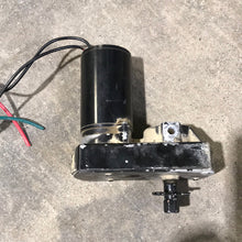 Load image into Gallery viewer, Used VMC Slide Out Motor - VMC07514014