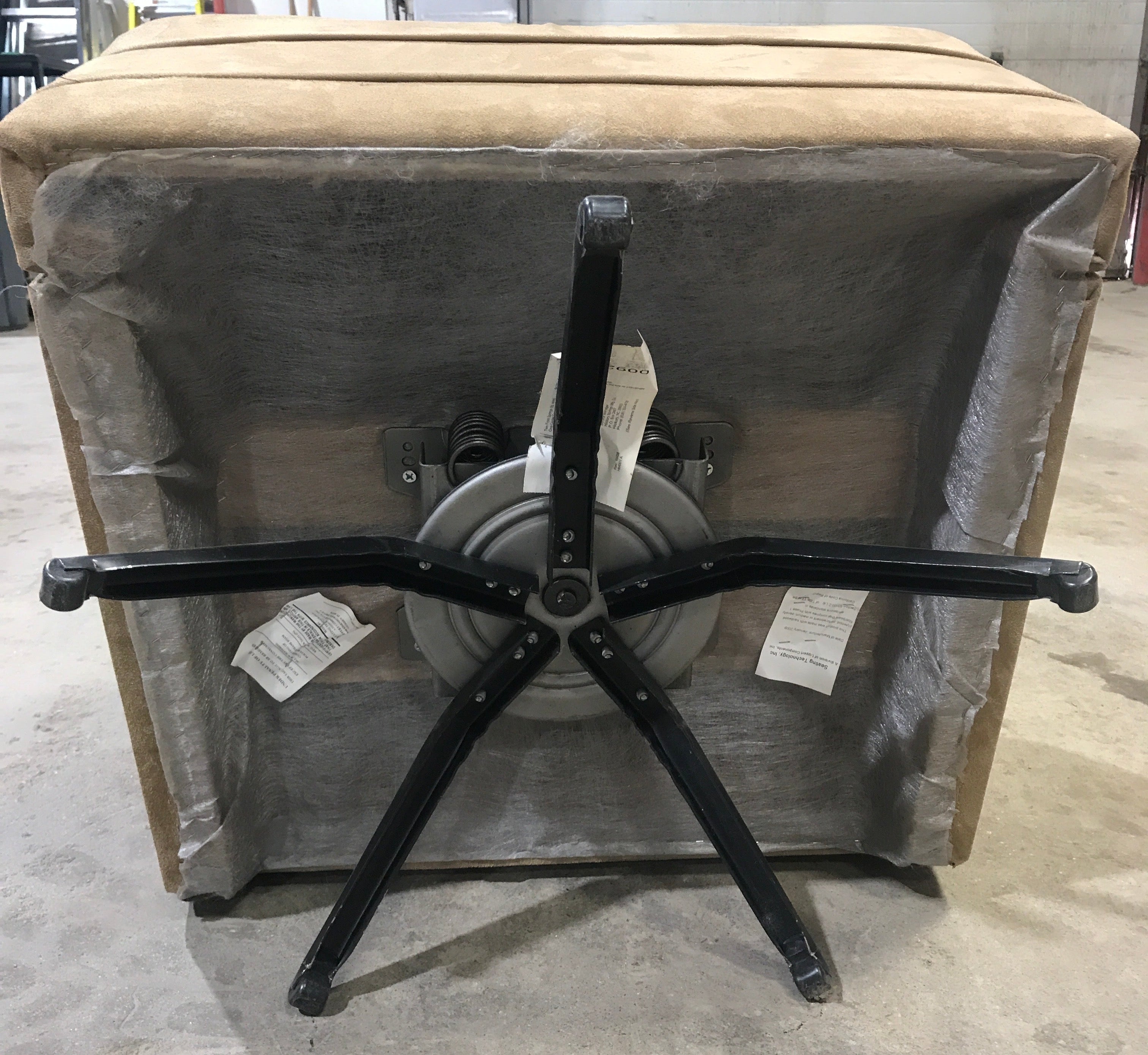 Used RV Chair - 39" H x 25" W x 20" D