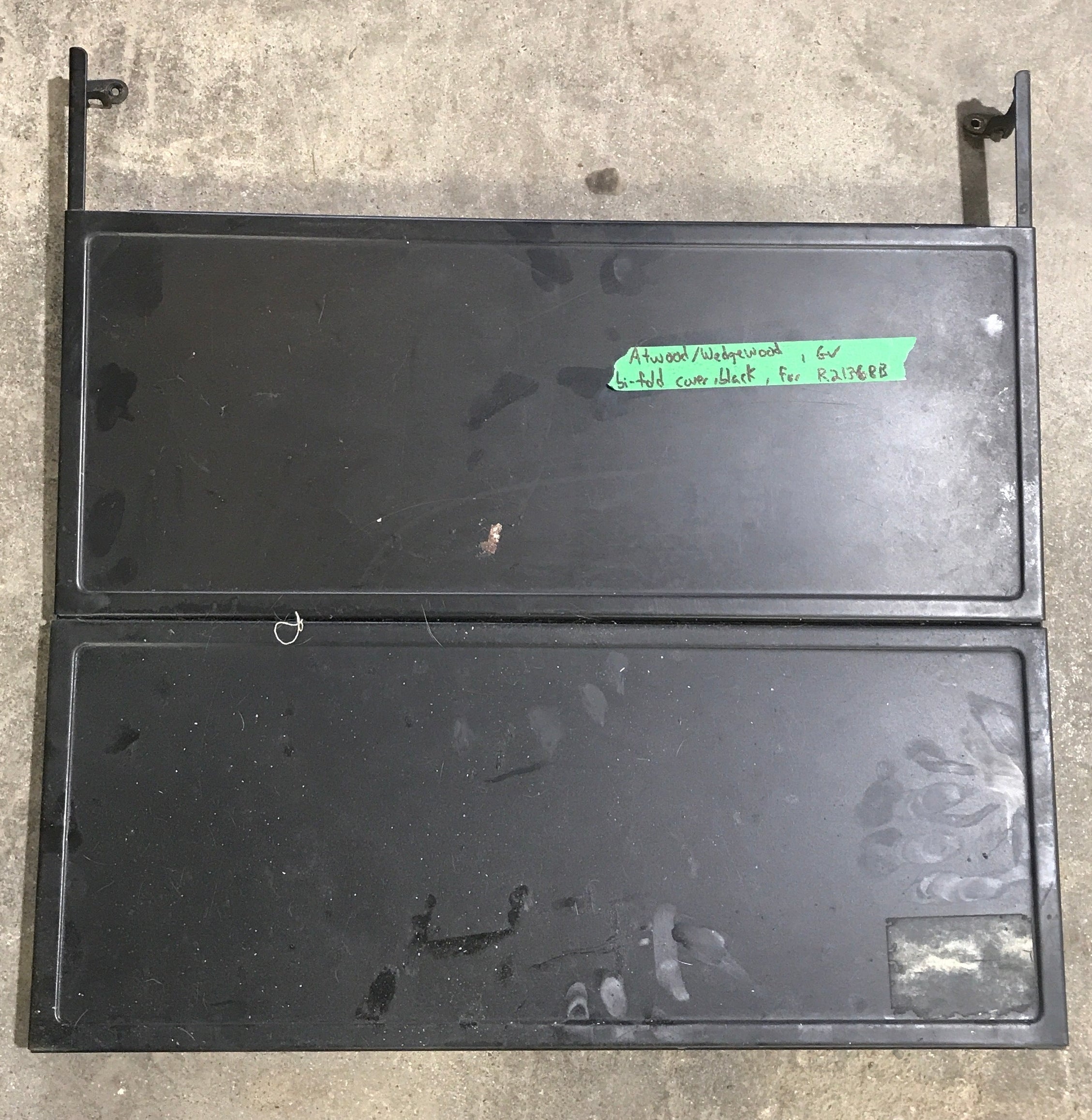 Used Wedgewood/Atwood Stove Bi fold Cover for R2136BB