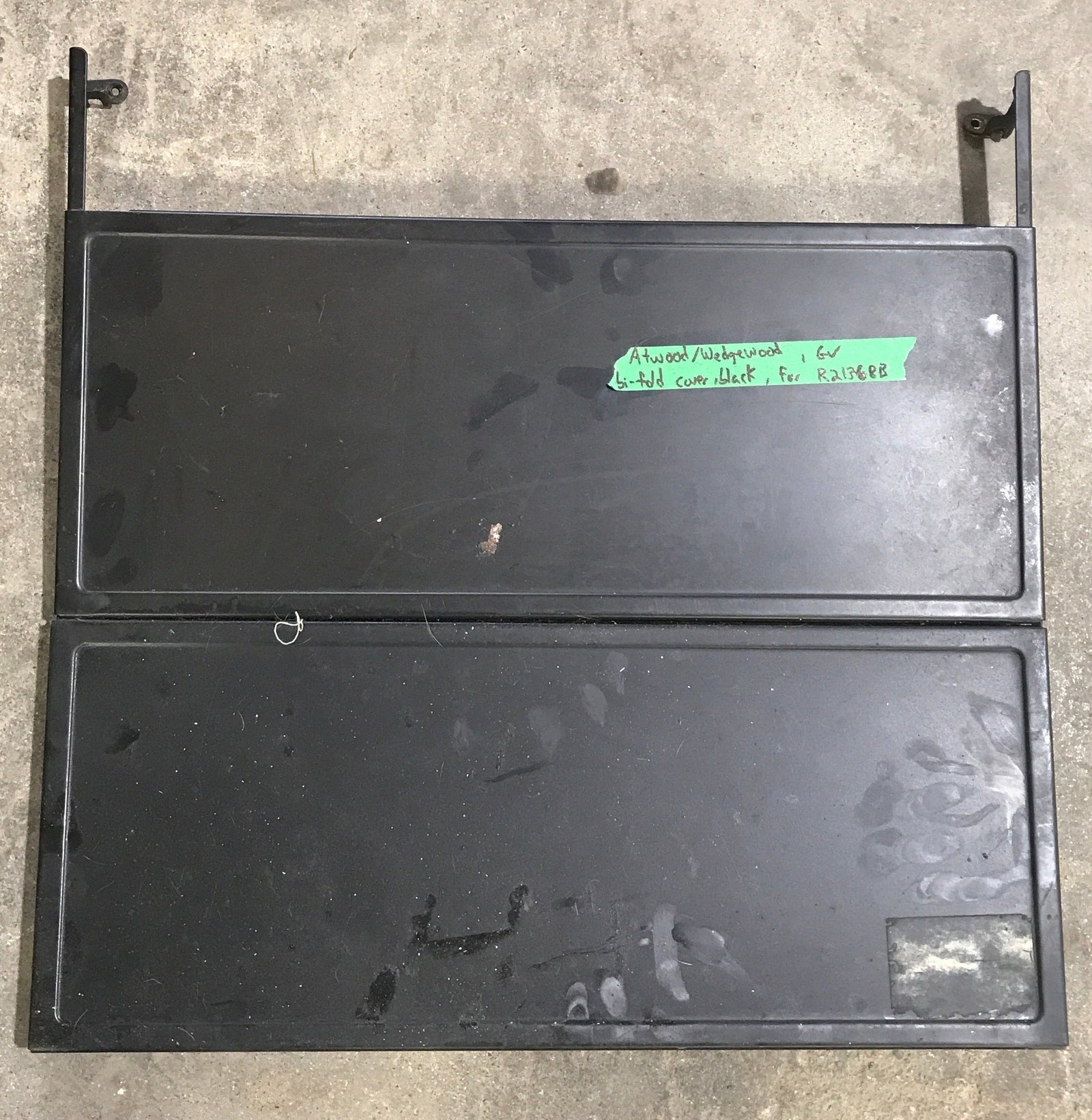 Used Wedgewood/Atwood Stove Bi fold Cover for R2136BB