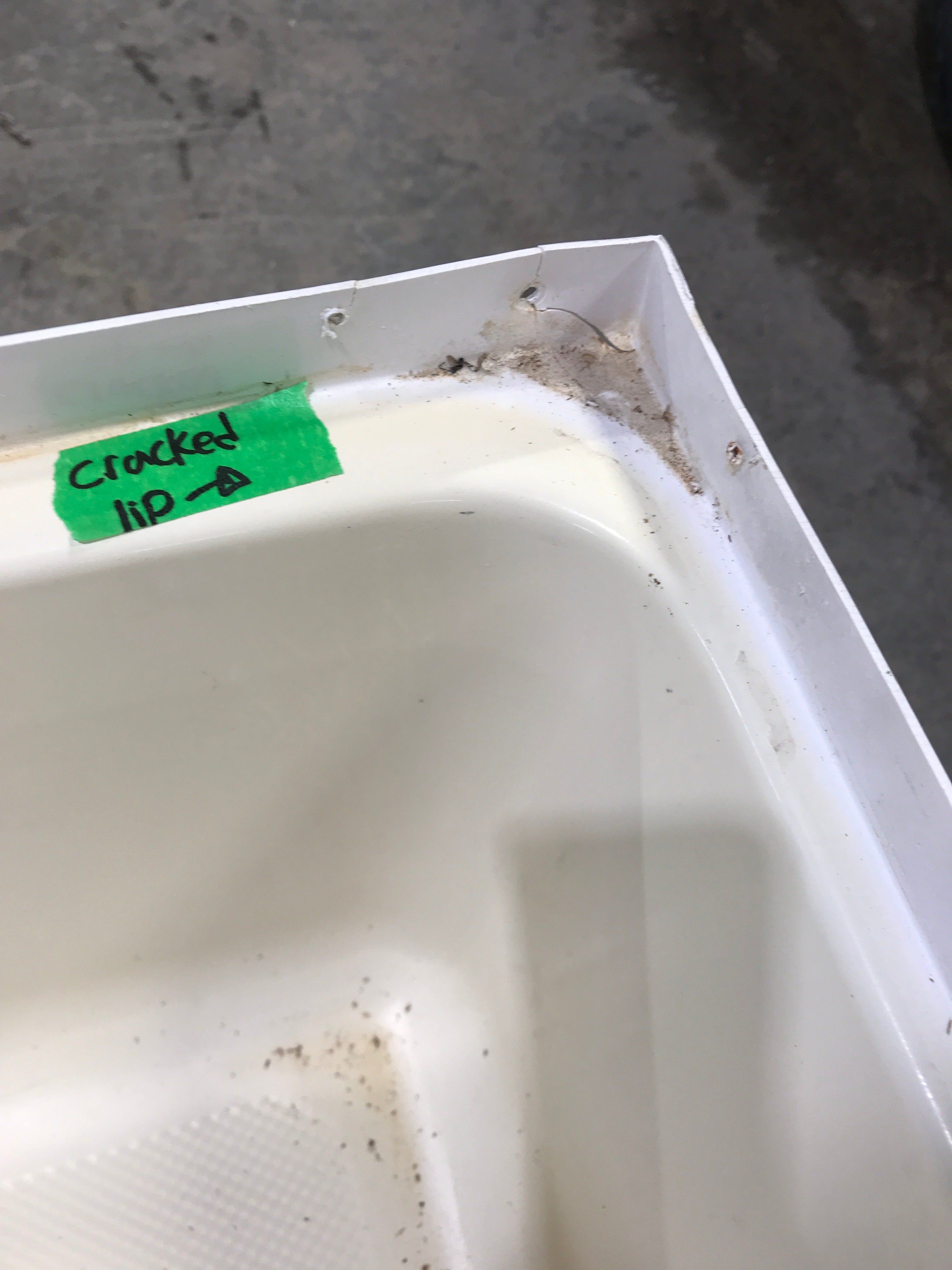 Used RV Bath Tub 40” L x 24" W - Right Hand Drain