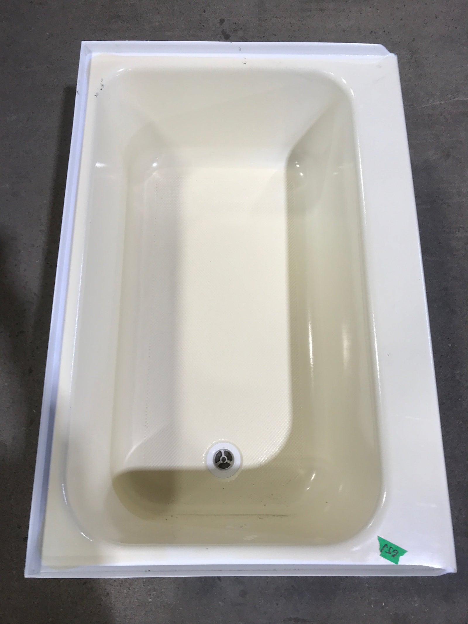 Used RV Bath Tub, Left Hand Drain - 36” L x 24