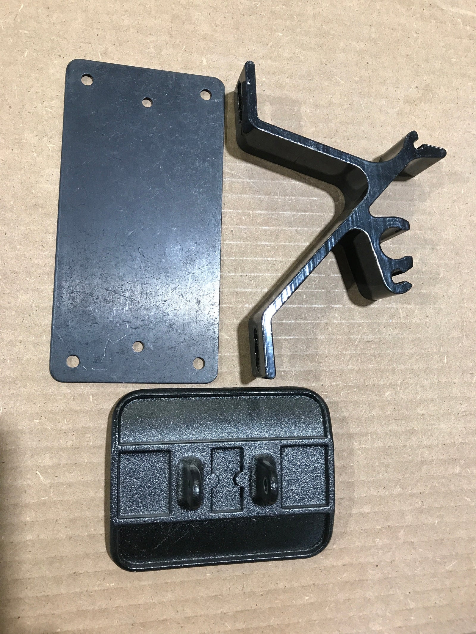 Used Carefree Cradle, With Bracket, Black -  R00483
