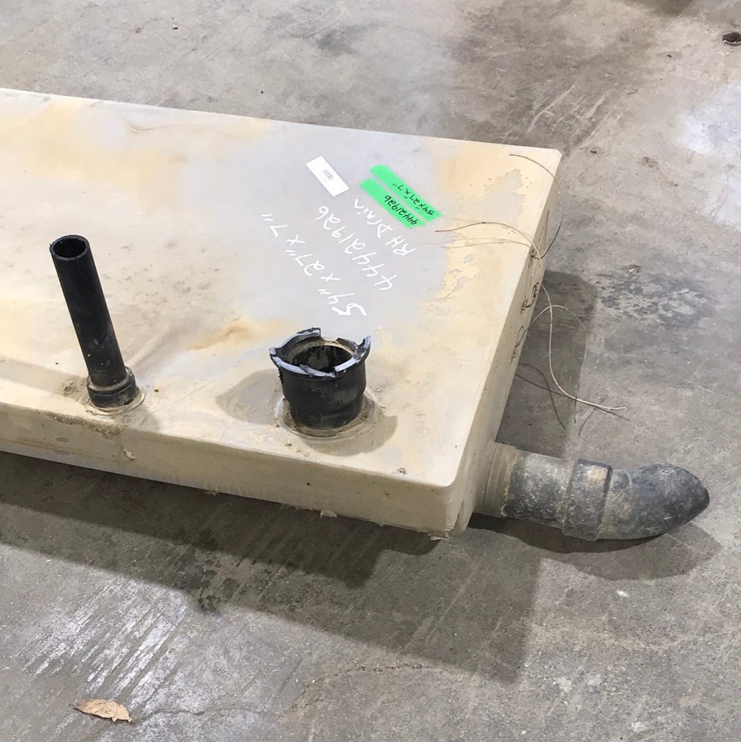 USED RV WASTE Holding Tank - RH DRAIN