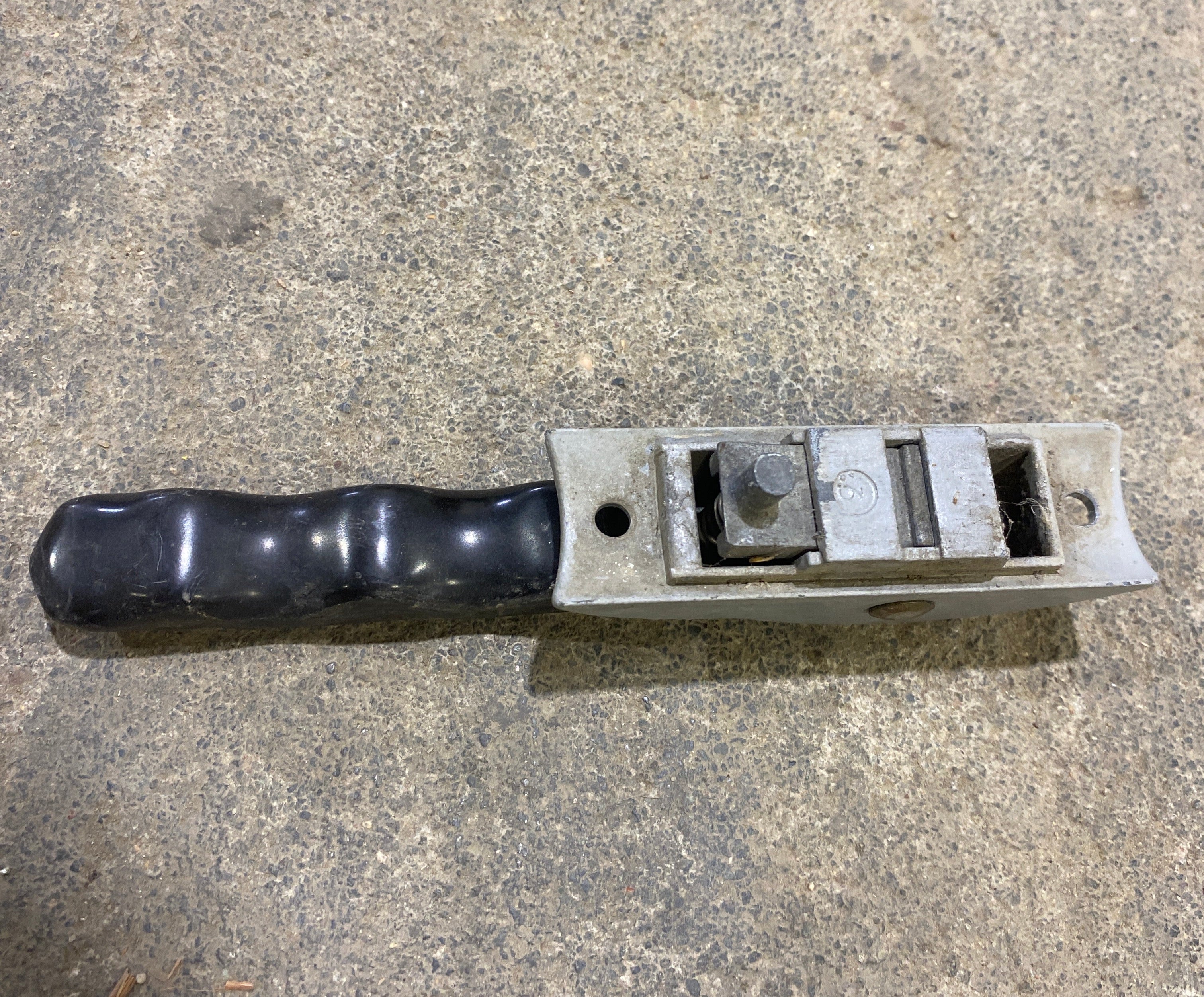 Used Dometic / A&E Lift Handle - 830644