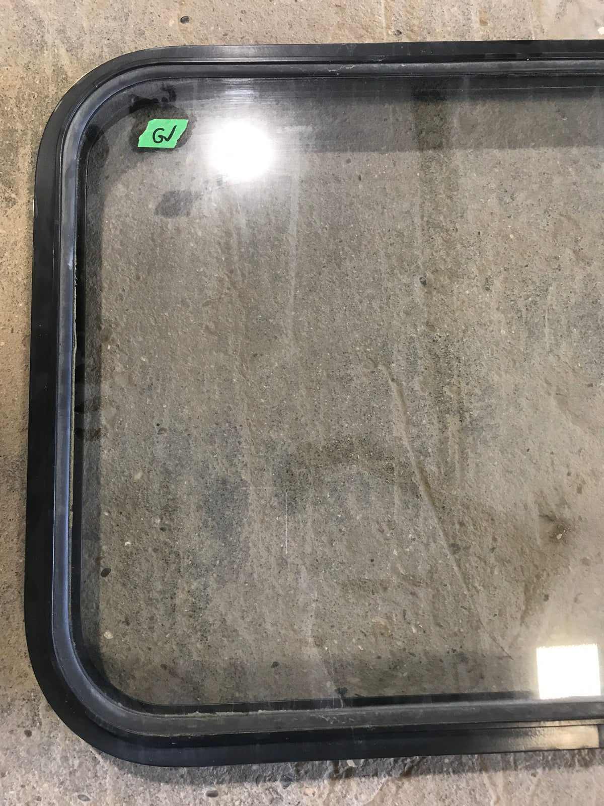Used Black Radius Non-Opening Window : 32