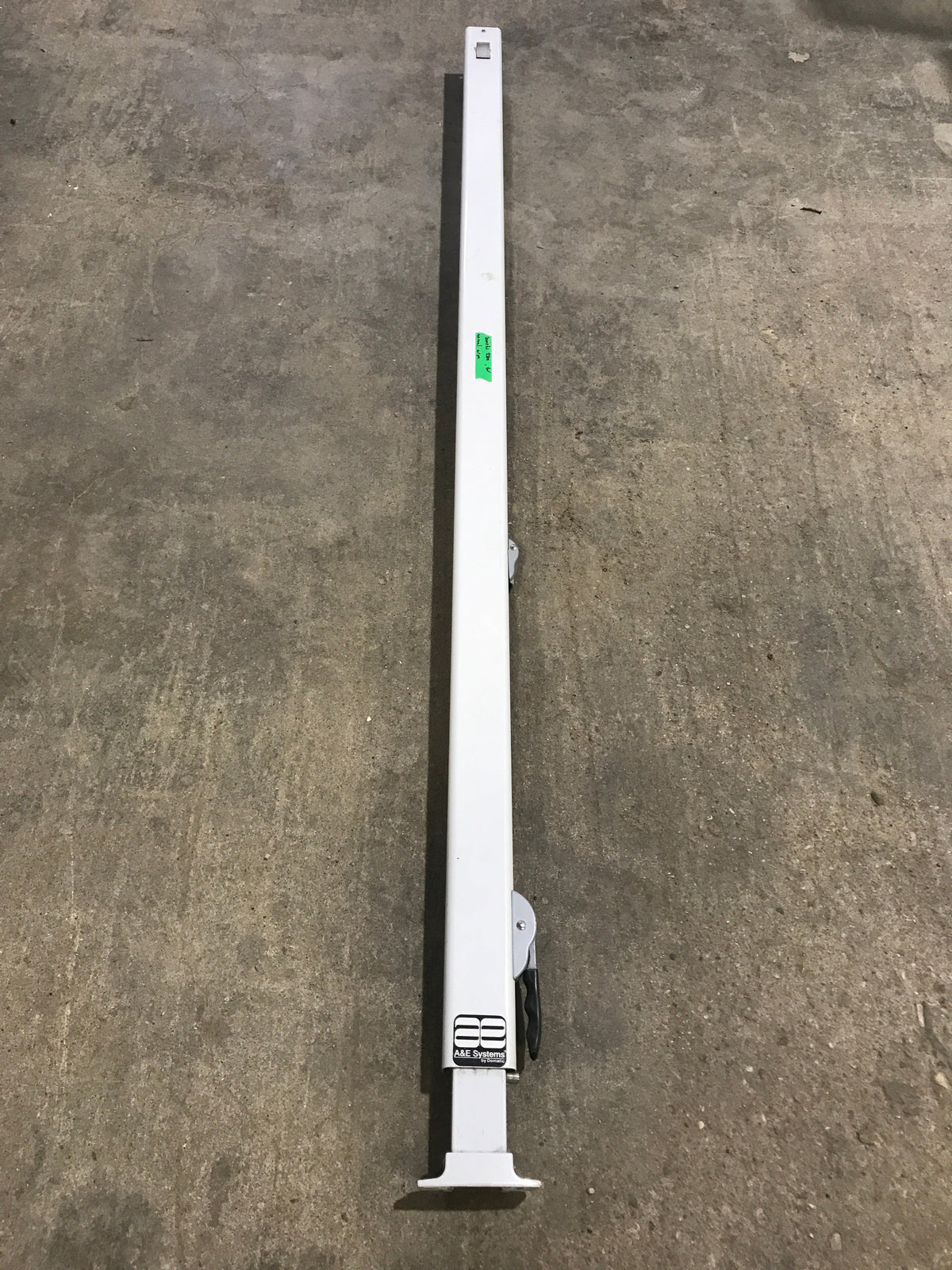 Used Dometic / A&E 8500 Awning Single Manual Arm