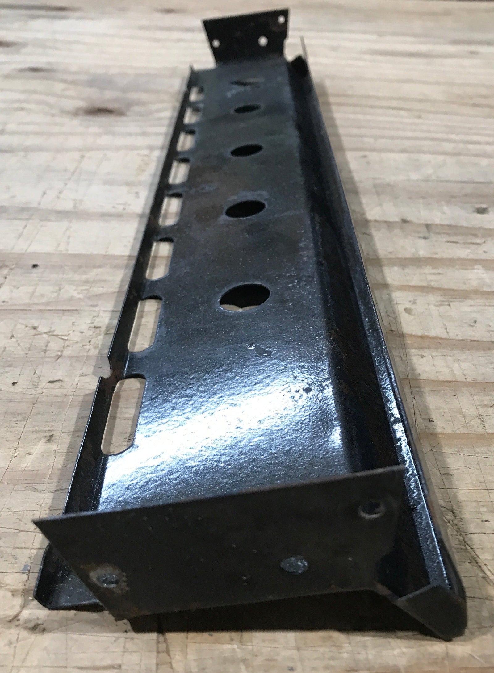 Used Magic Chef Oven Manifold Panel 2616F05490