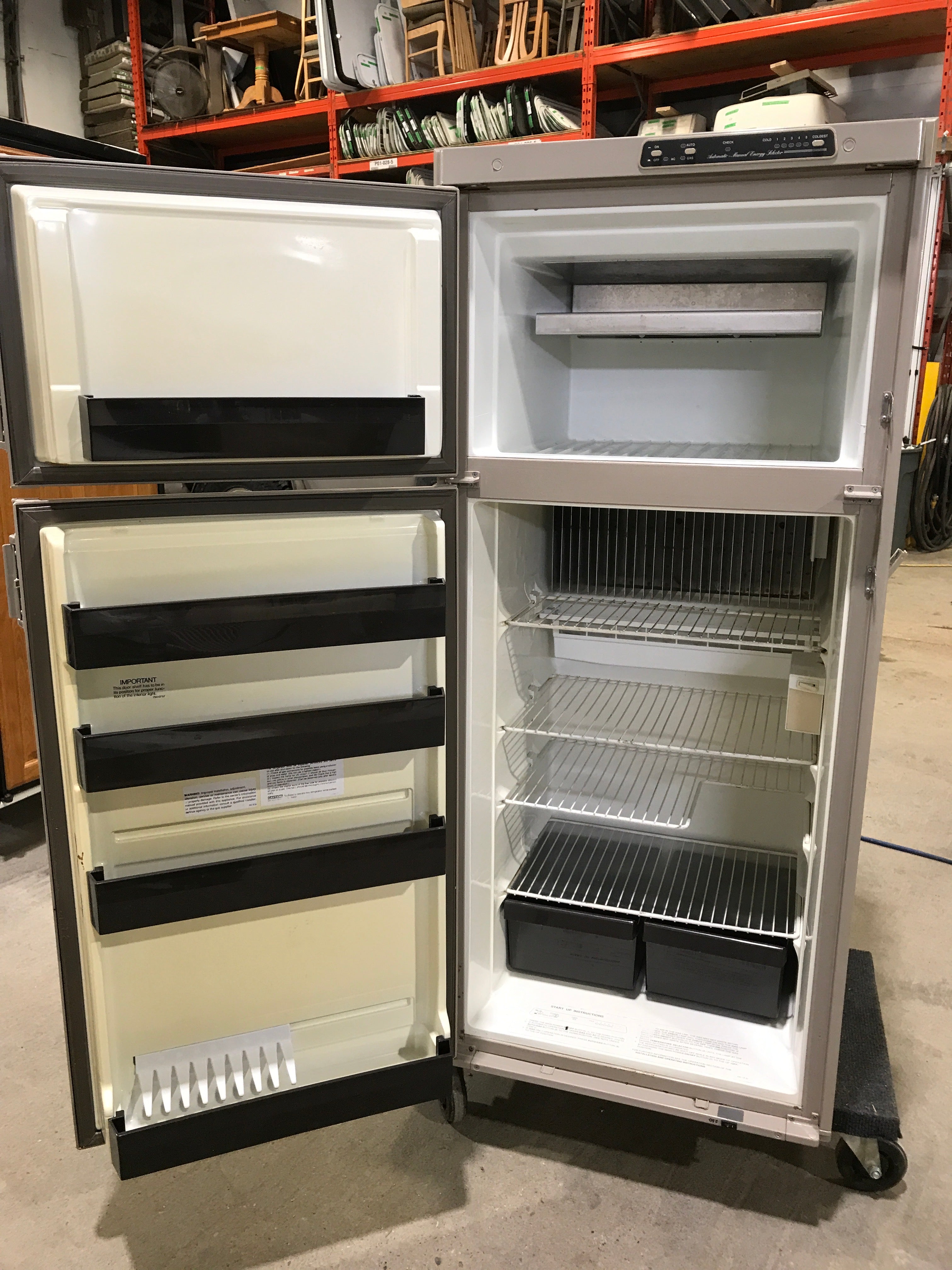 Used Complete Dometic Fridge, 2-Way -RM2611
