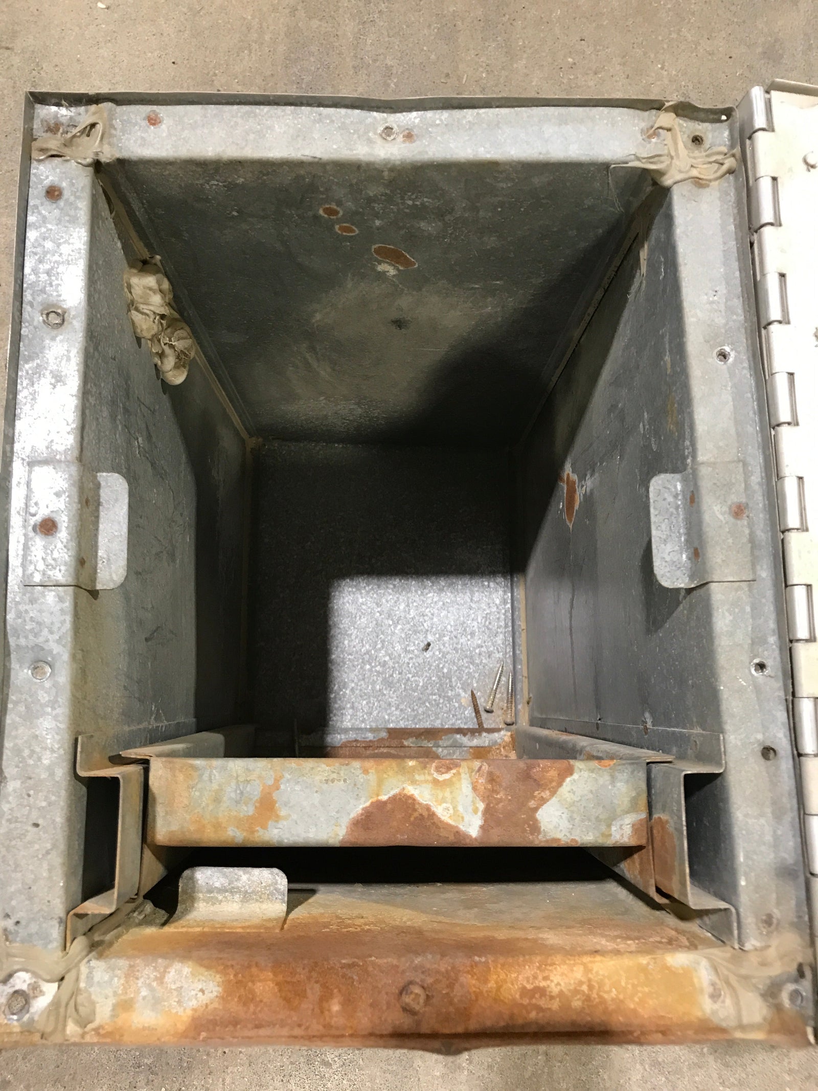 Used Battery Compartment Box with Slide Out Tray