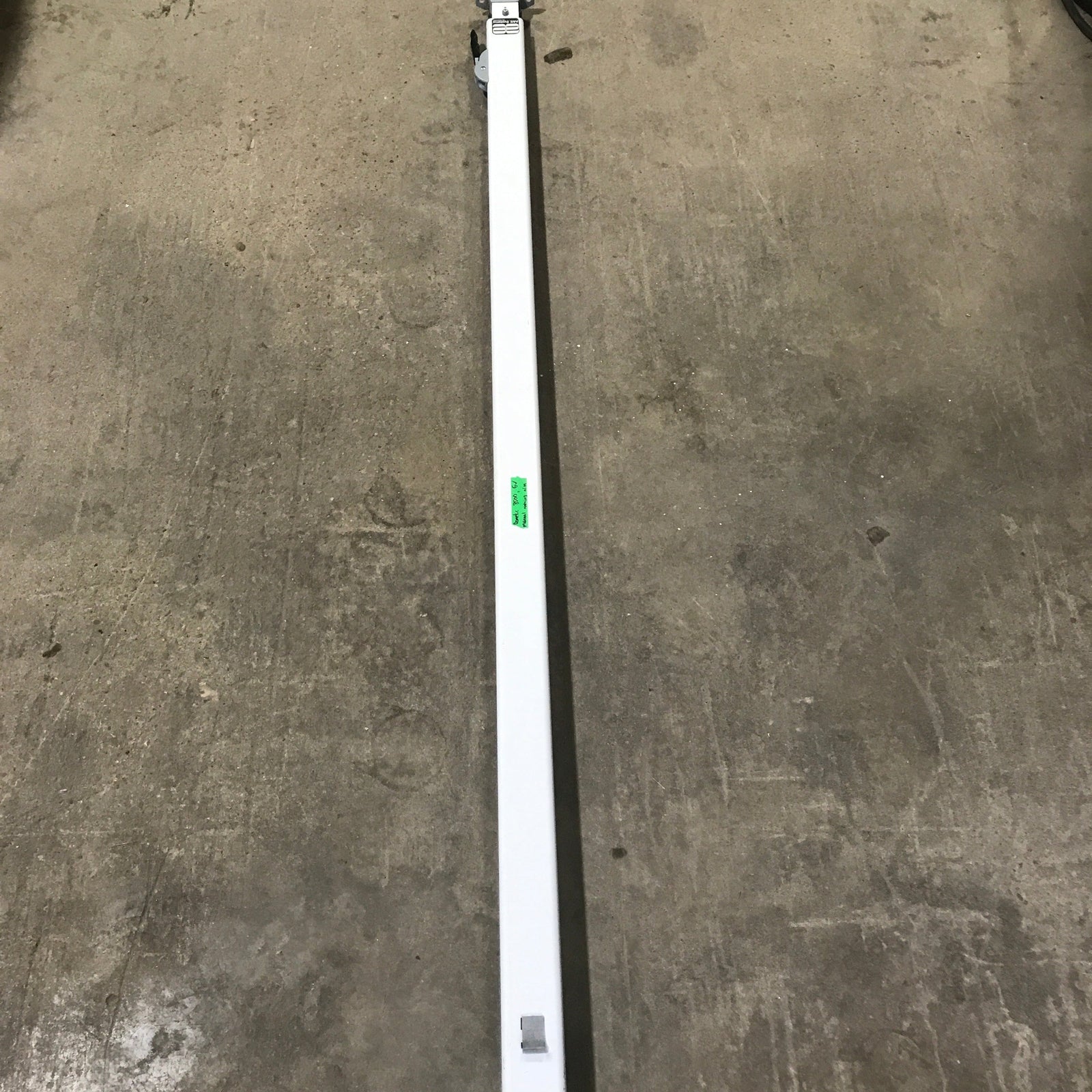 Used Dometic / A&E 8500 Awning Single Manual Arm