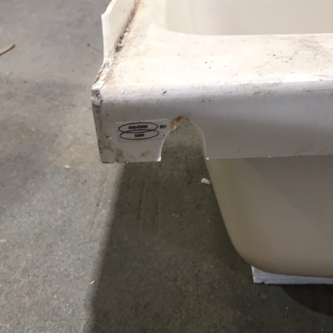 Used RV Bath Tub 36” L x 24 W ” Right Hand Drain
