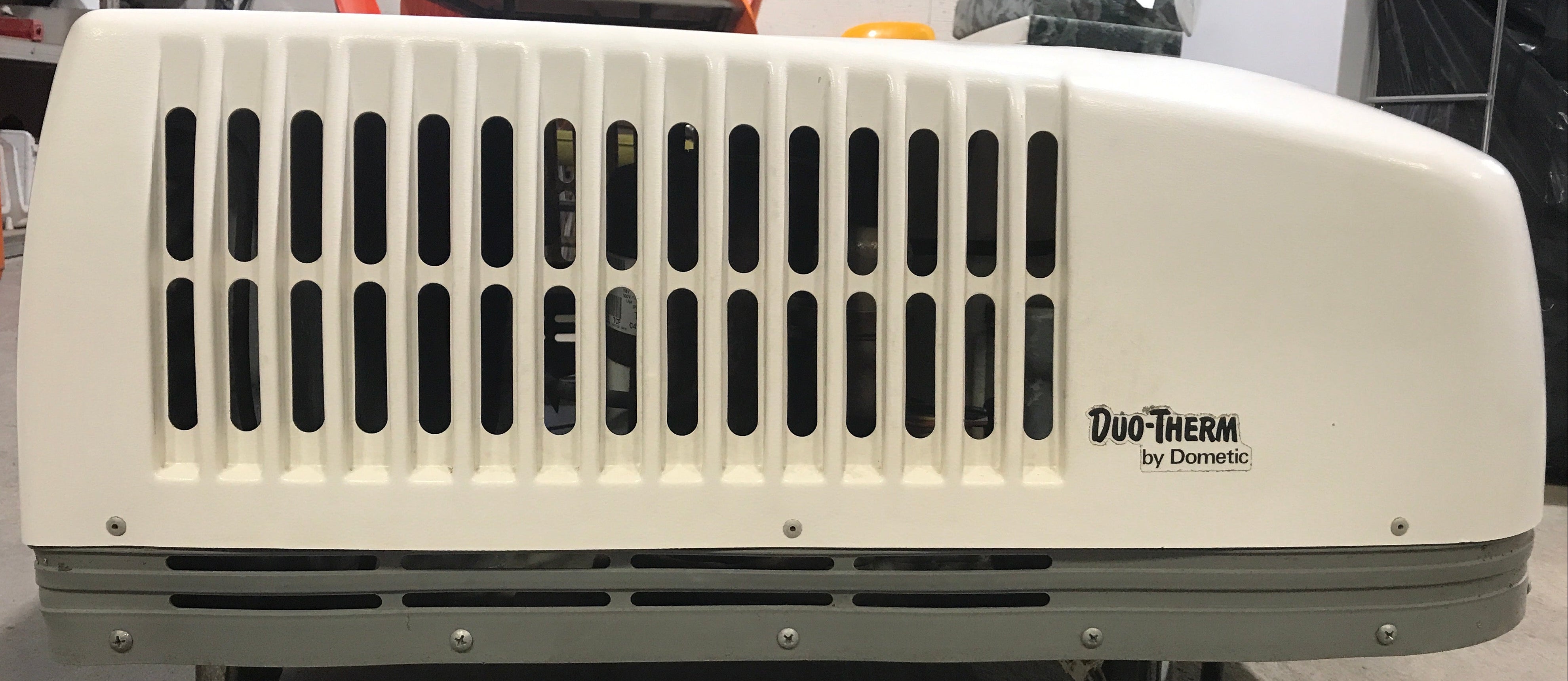 Used Duo-Therm Air Conditioner, Head Unit, 13500 BTU, Cool Only - 57915.622