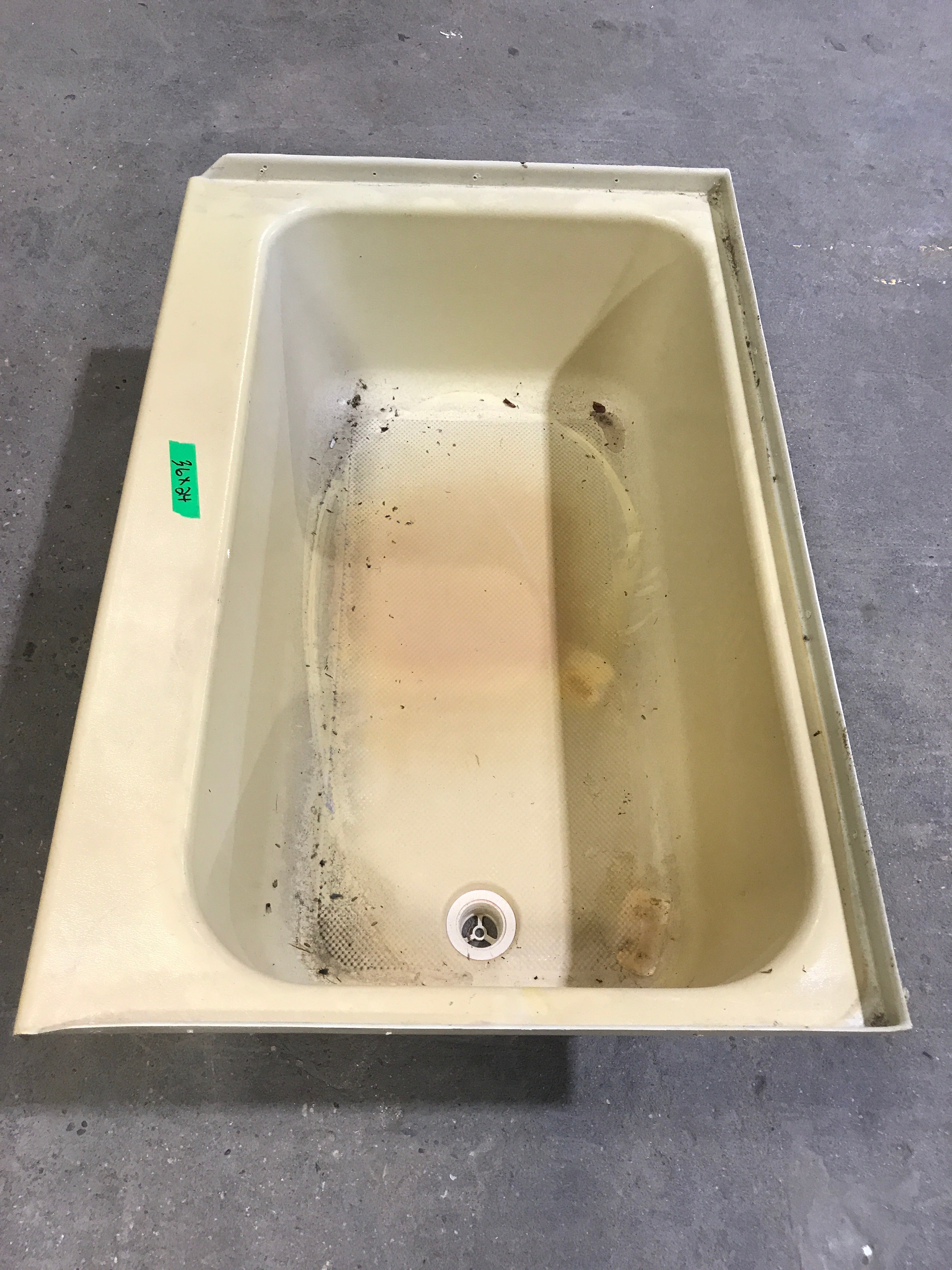 Used RV Bath Tub 36” L x 24" W - Right Hand Drain